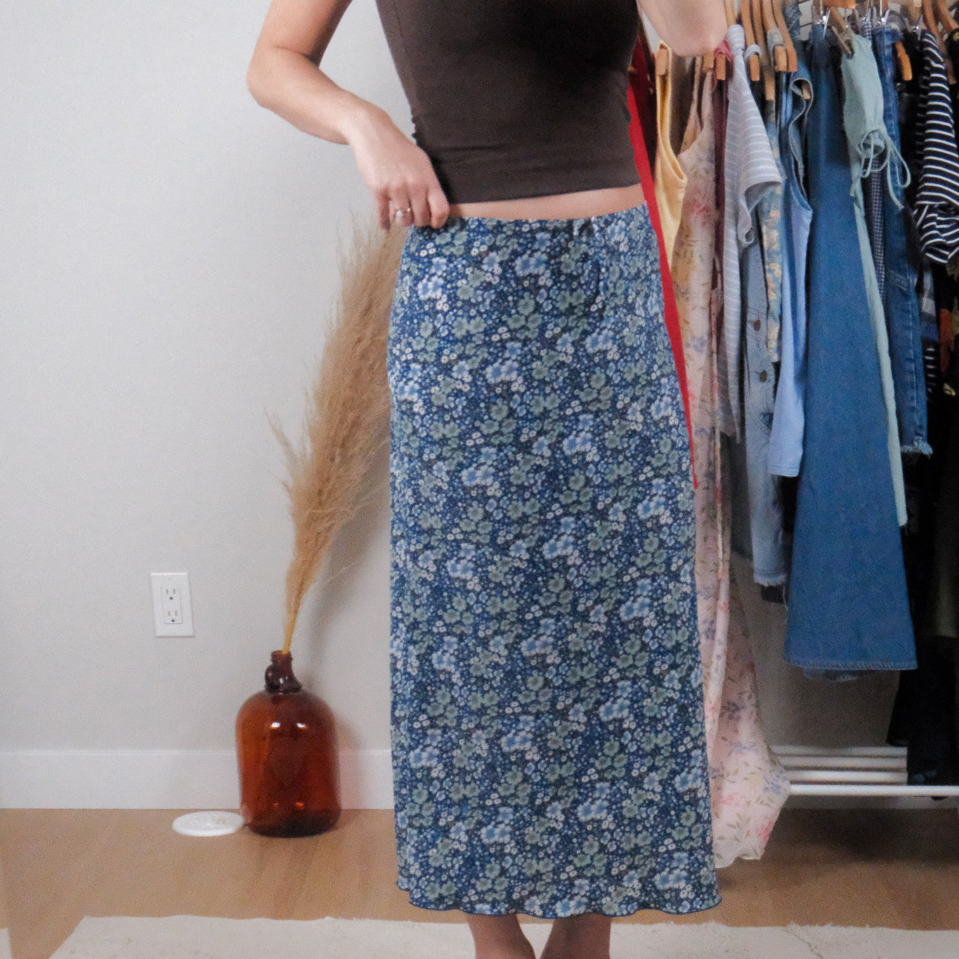 Made in Canada x Vintage x Floral Maxi Skirt (6)