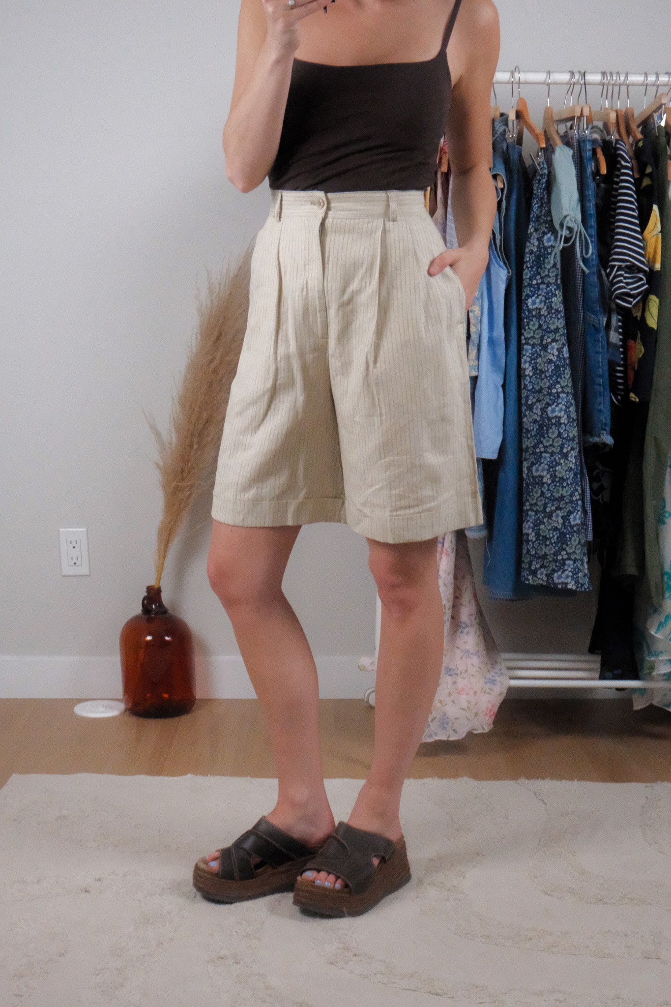 Made in Bulgaria x Vintage x Linen Blend Pinstrip Shorts (2/4)