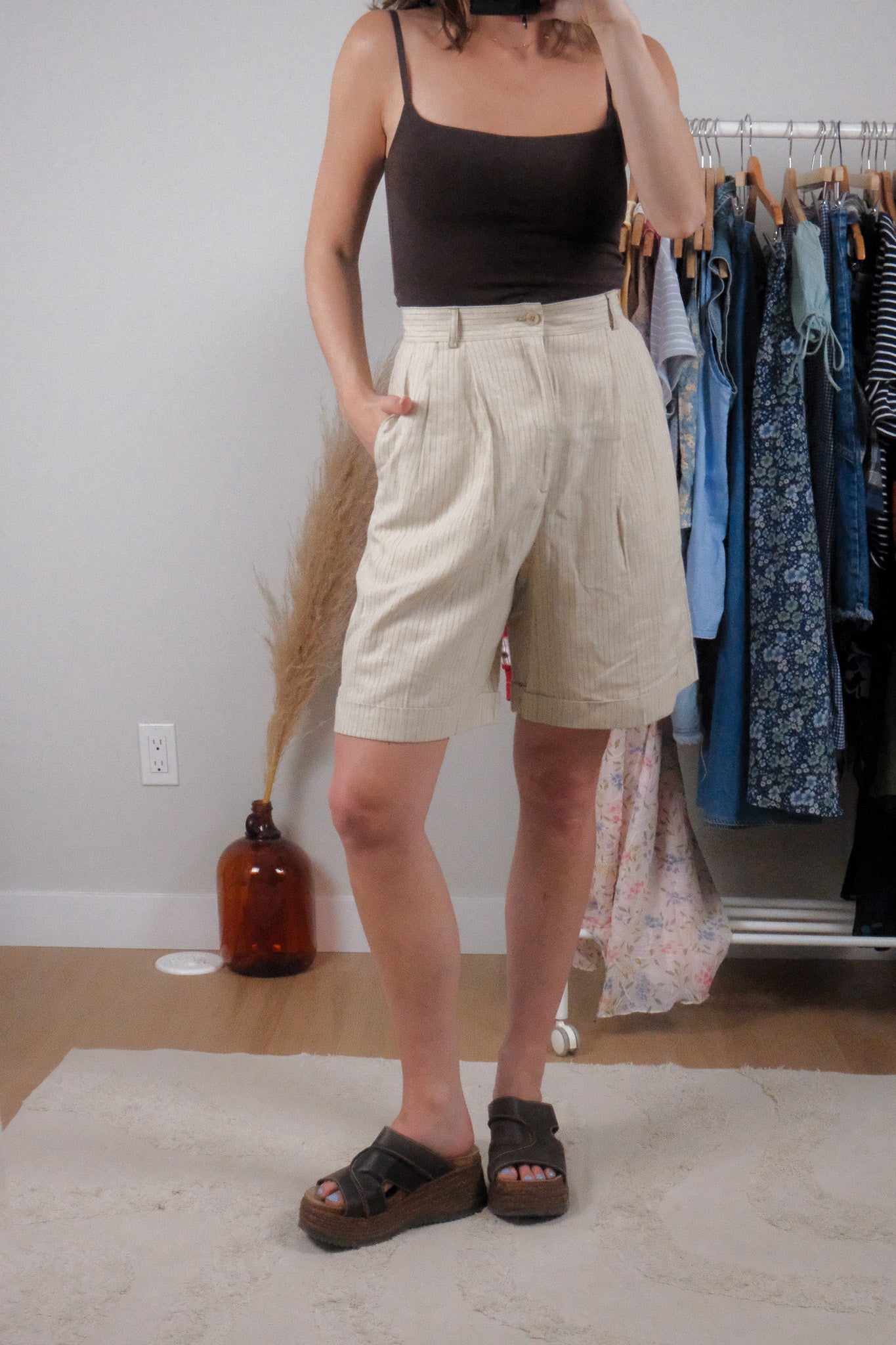Made in Bulgaria x Vintage x Linen Blend Pinstrip Shorts (2/4)