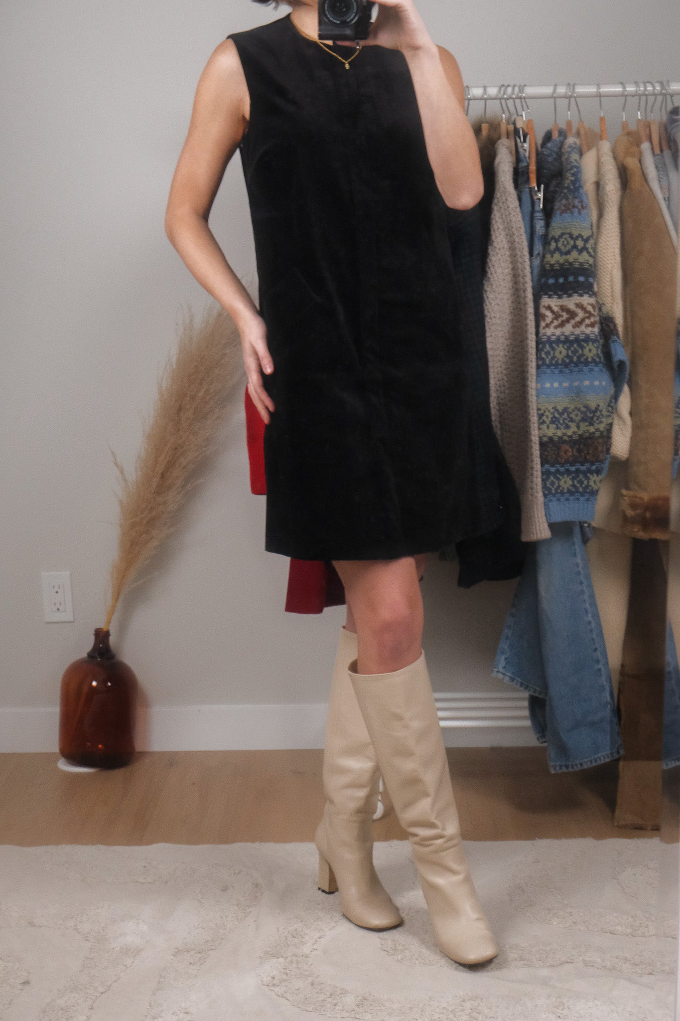 Vintage x Deadstock Velvet Dress (6)