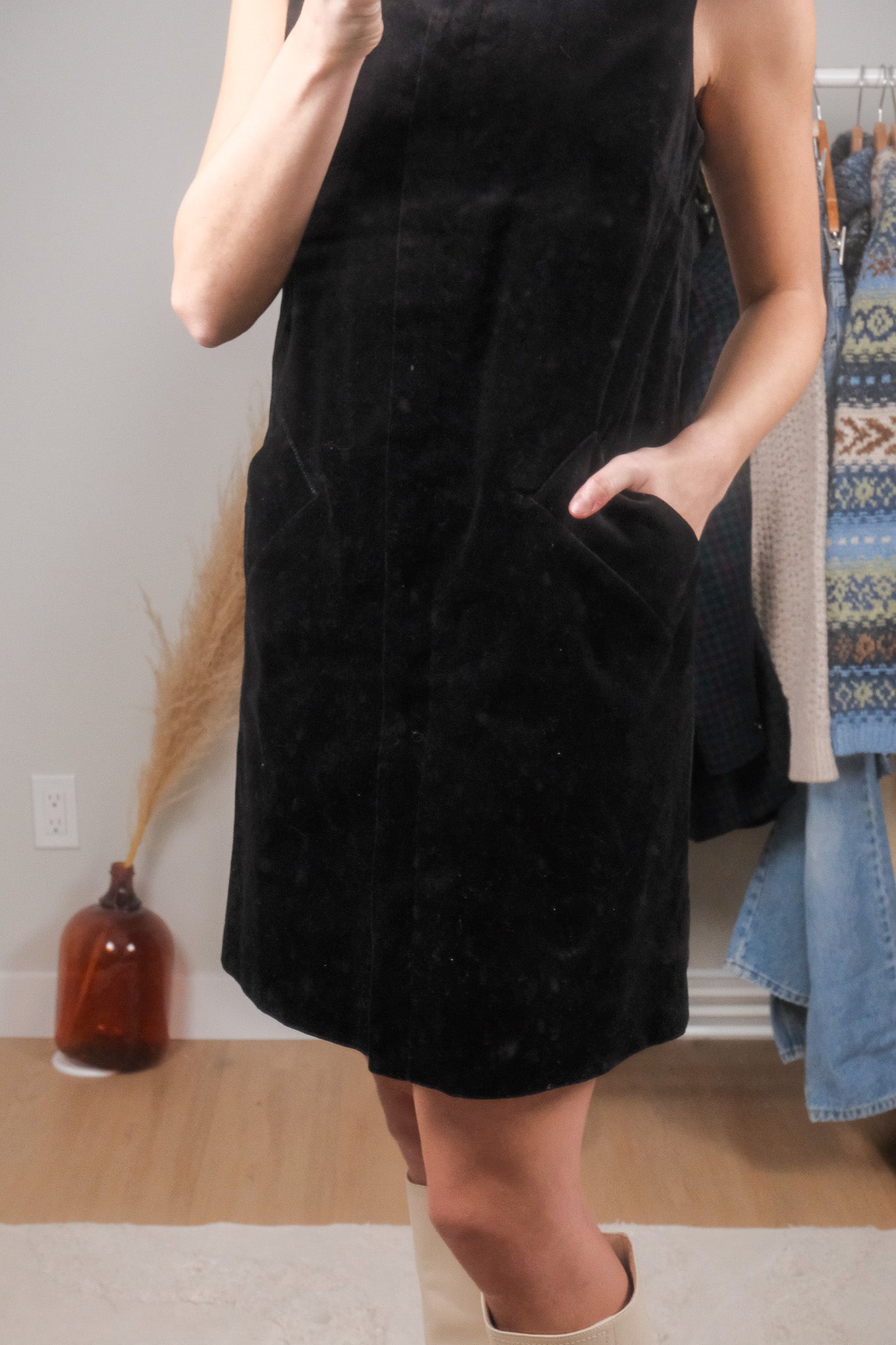 Vintage x Deadstock Velvet Dress (6)