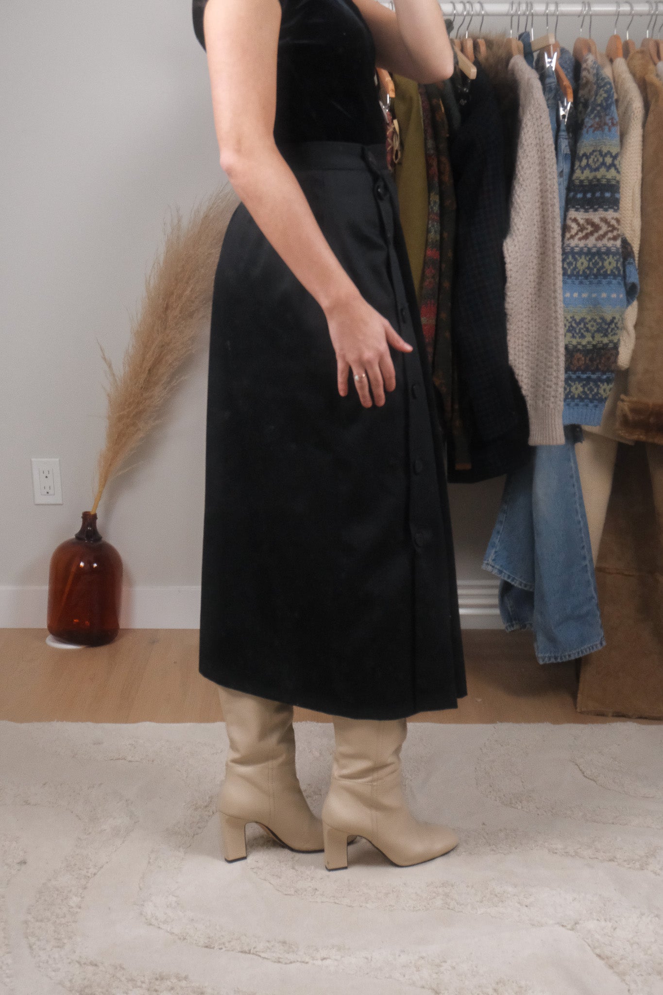 Made in Canada x Vintage x Pure Wool Asymmetrical Maxi Skirt (4/6)