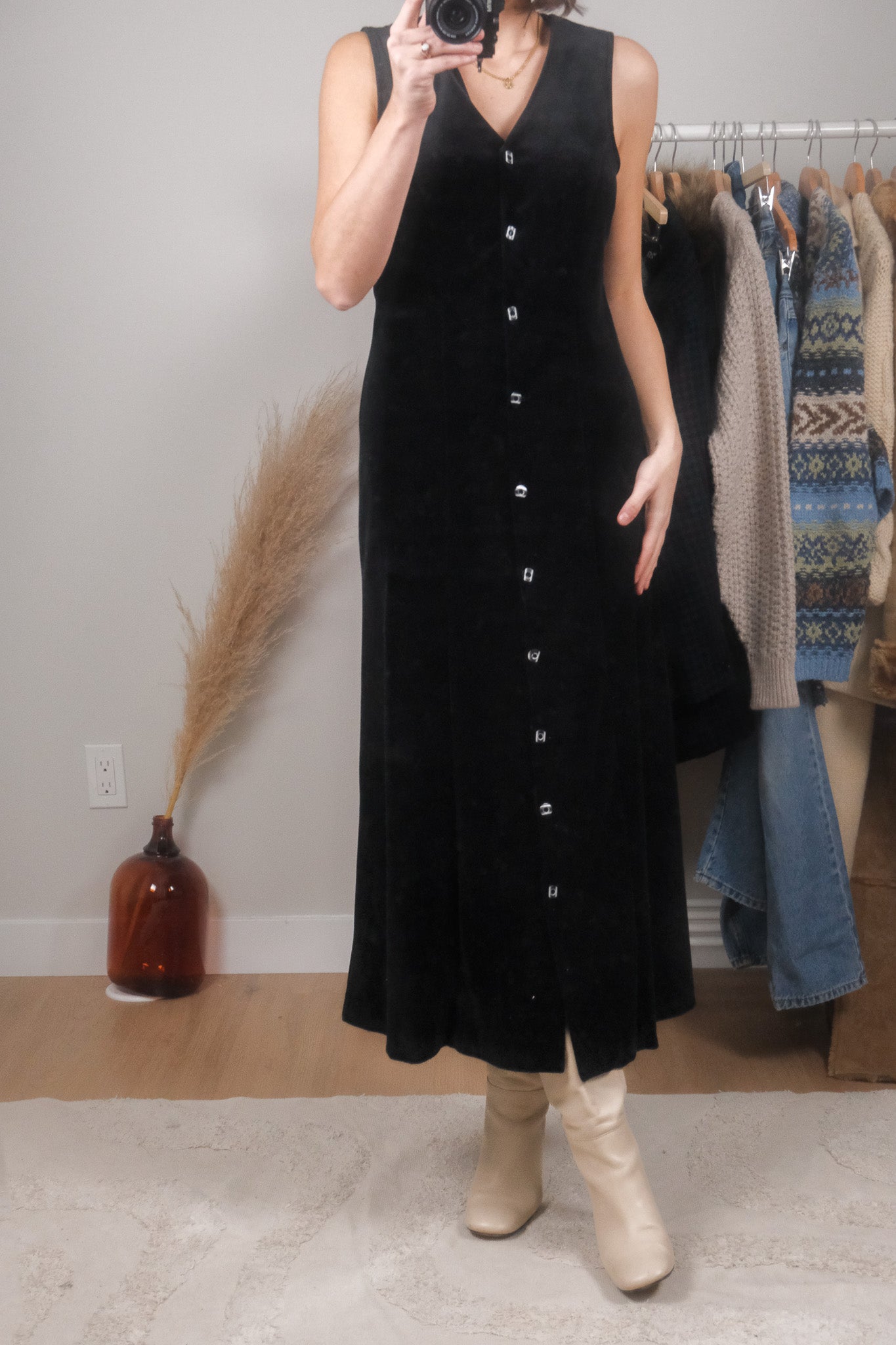 Made in Canada x Vintage x Velvet Button Up Maxi Dress (XS/S)