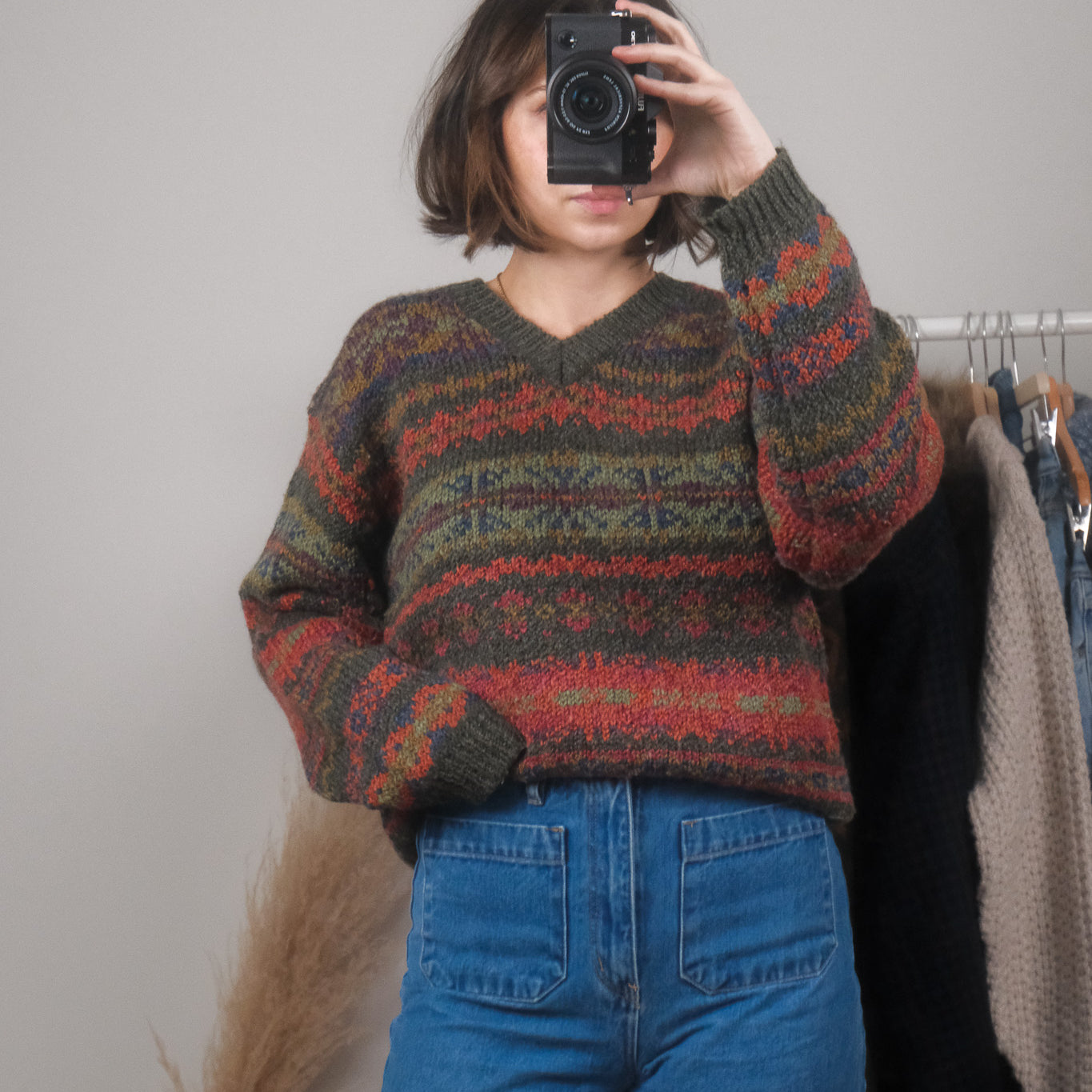 Vintage x Wool Blend Patterned V-Neck Sweater (S)