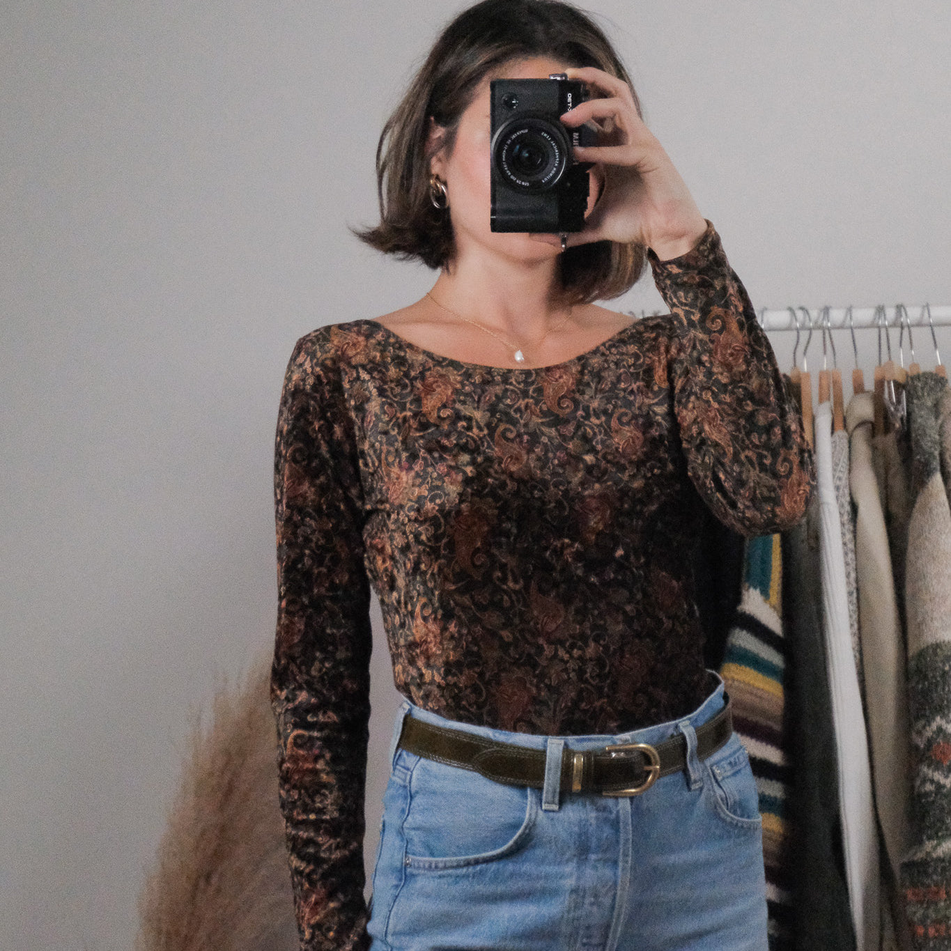 Made in Canada x Vintage x Velvet Paisley Bodysuit (M)