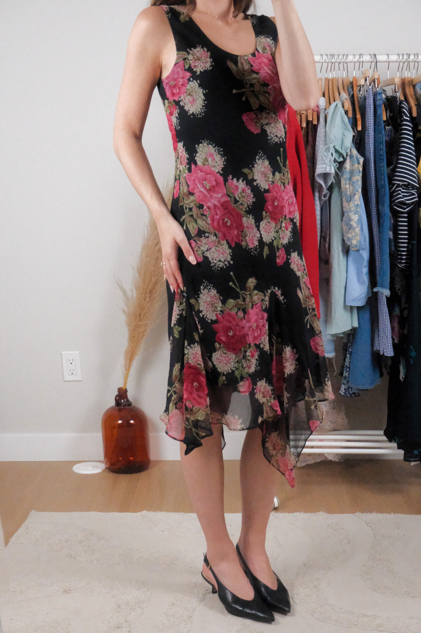 Vintage x Floral Asymmetrical Midi Dress (M)