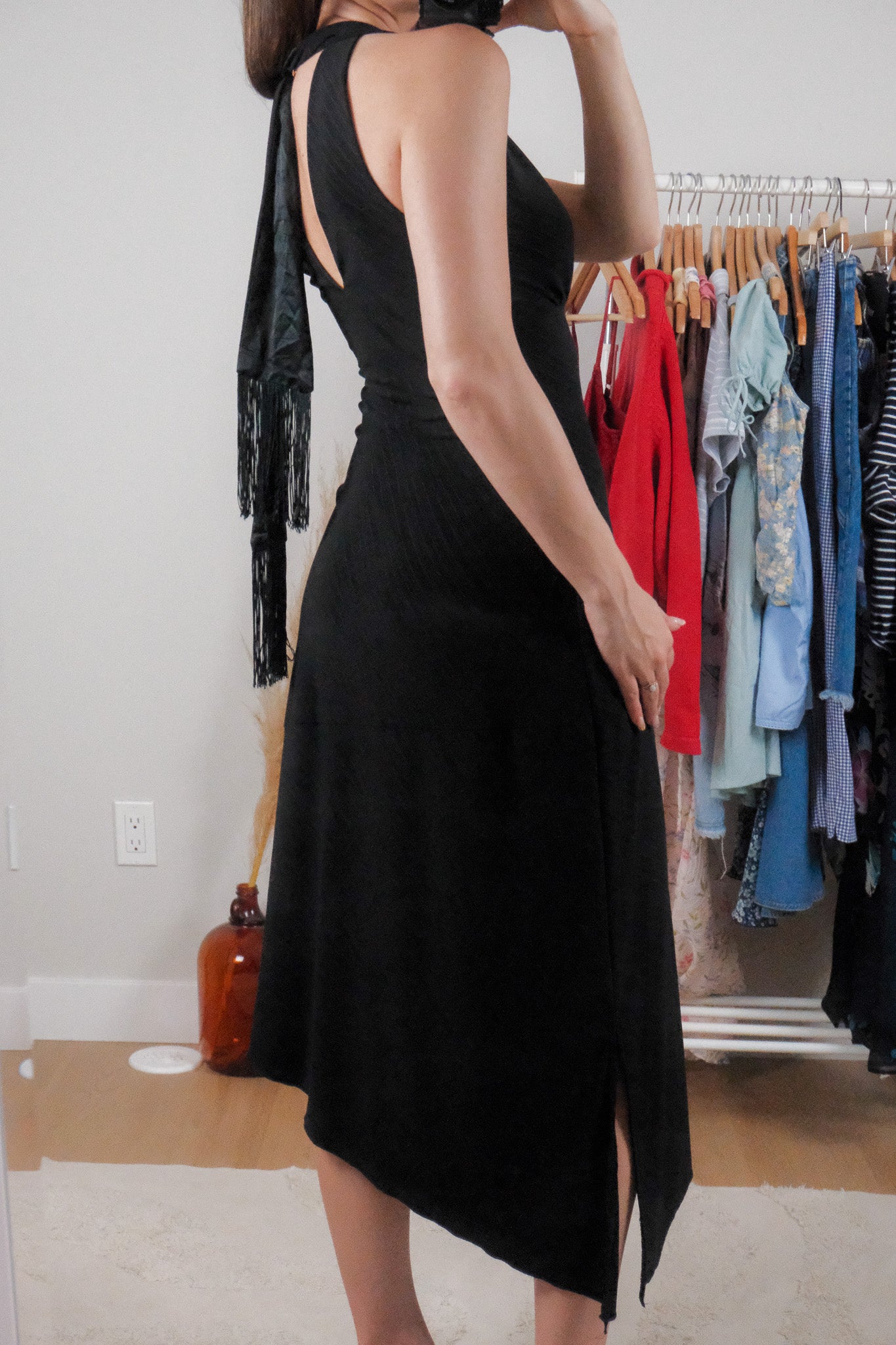 Made in Canada x Vintage x Asymmetrical Fringe Halter Midi Dress (4/6)