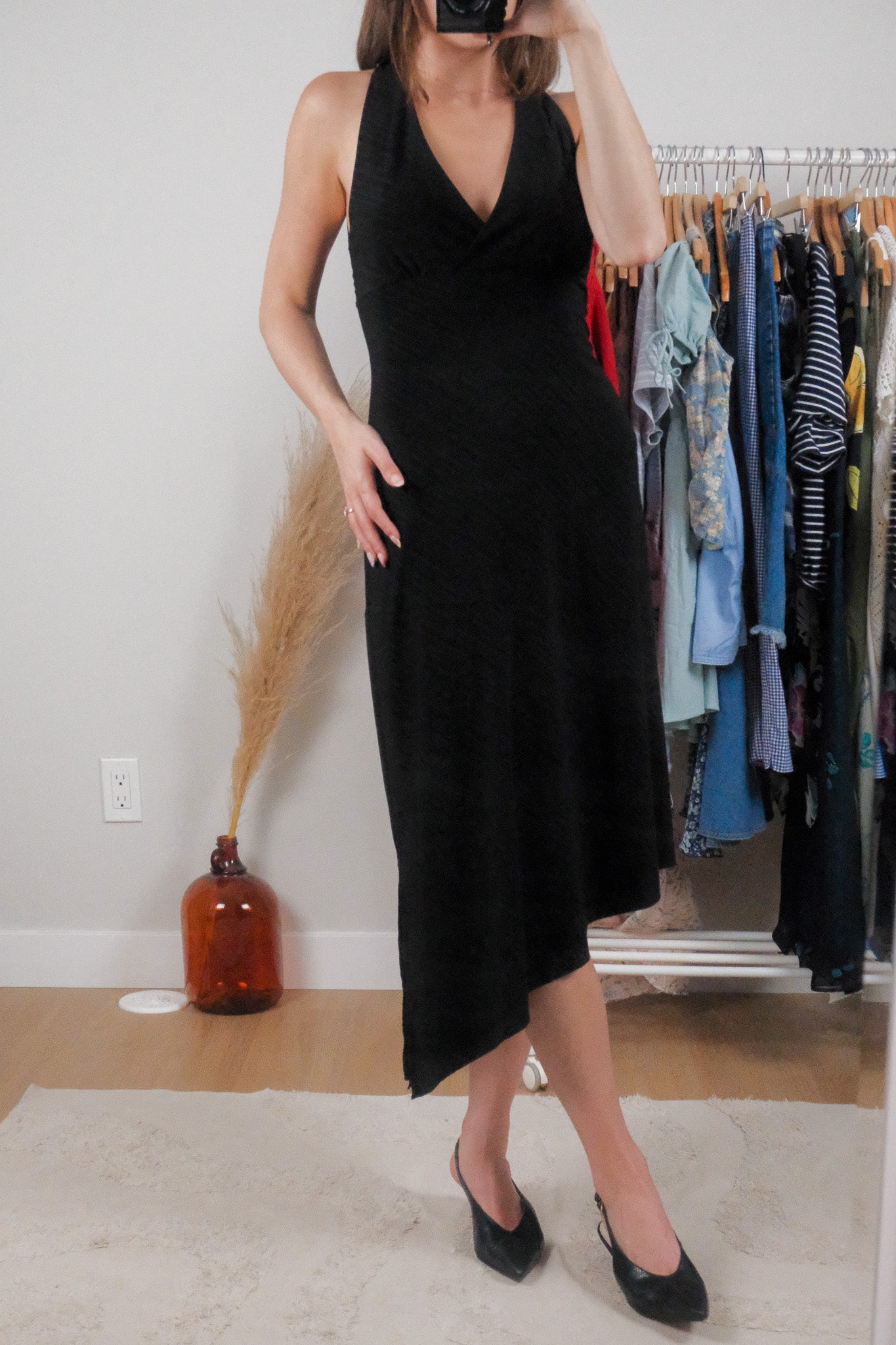 Made in Canada x Vintage x Asymmetrical Fringe Halter Midi Dress (4/6)