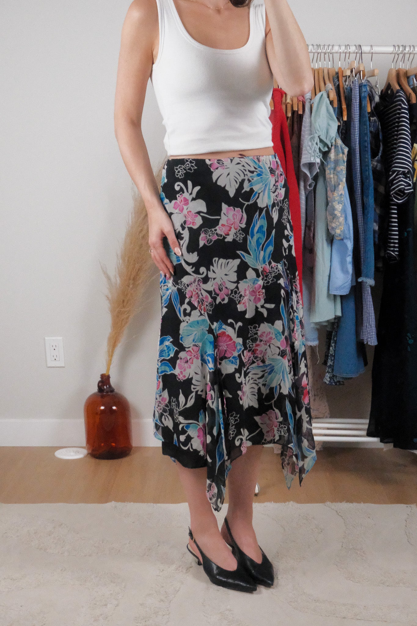 Vintage x 100% Silk Patterned Midi Skirt (4-8)