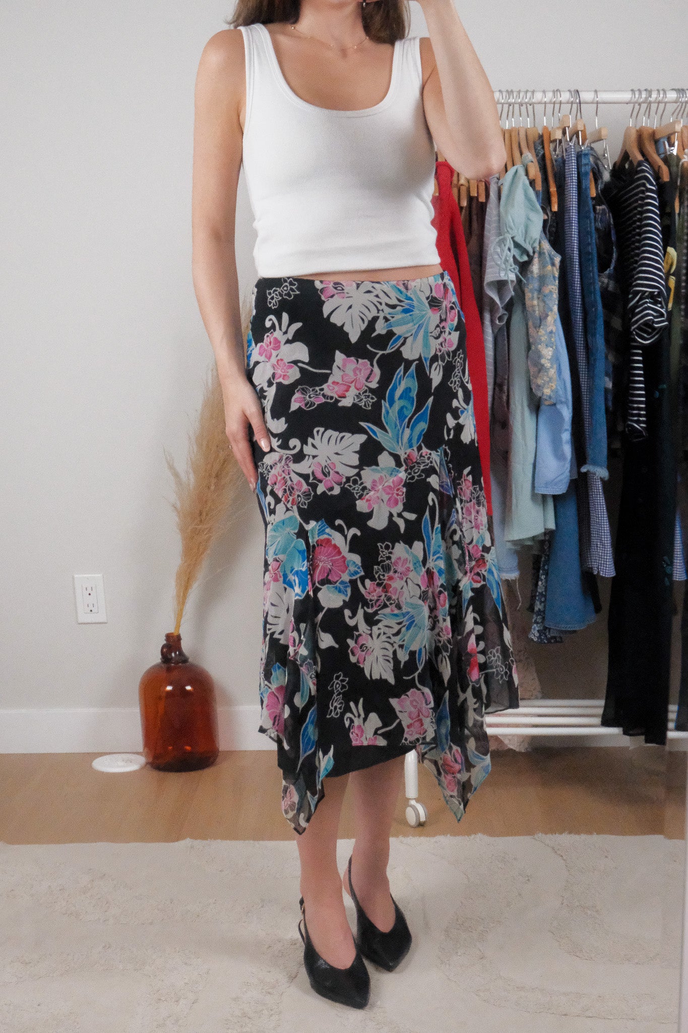 Vintage x 100% Silk Patterned Midi Skirt (4-8)