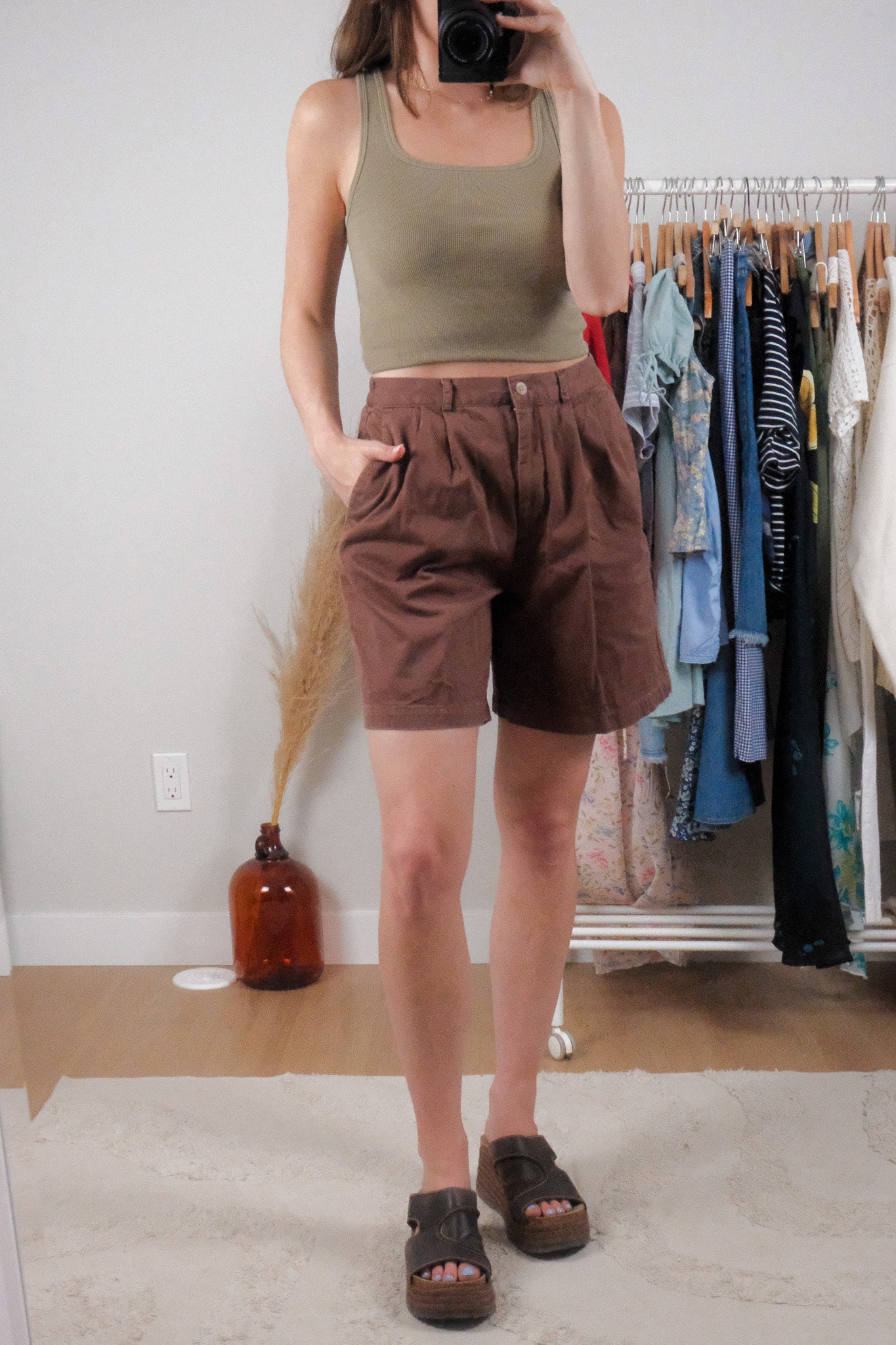 Vintage x Cotton Pleated Bermuda Shorts (4/6)