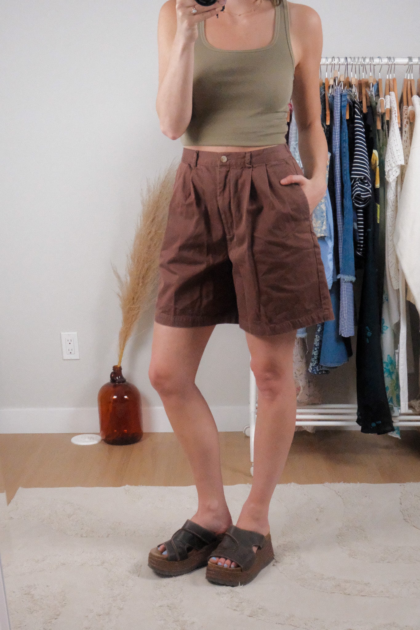 Vintage x Cotton Pleated Bermuda Shorts (4/6)