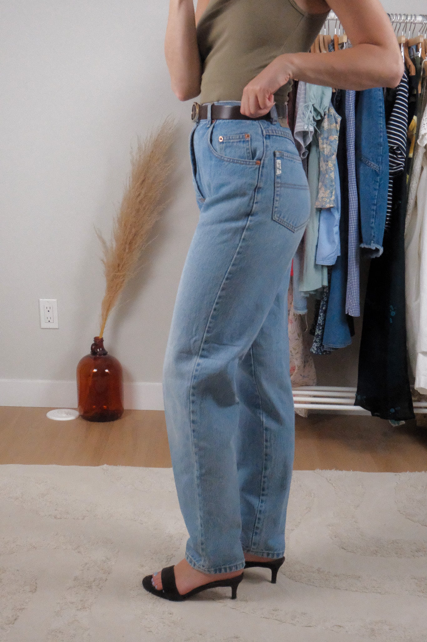 Made in Canada x Vintage x Straight-Leg Jeans (4)