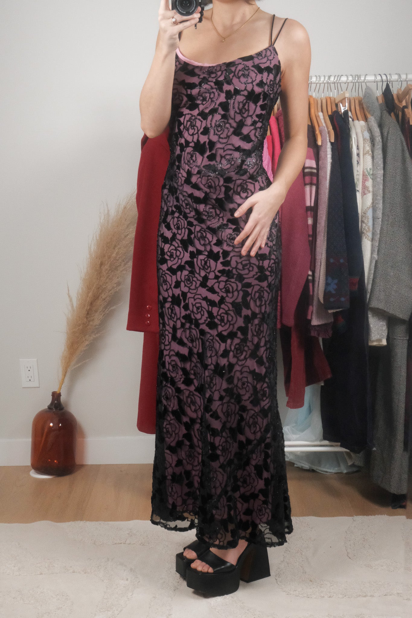 Made in Canada x Vintage x Rose Shimmer Maxi Dress (8/10)