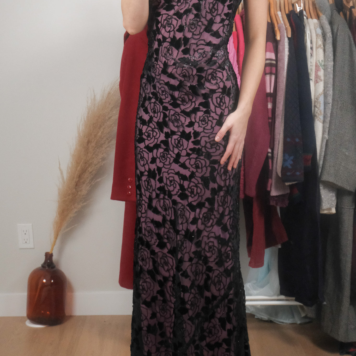 Made in Canada x Vintage x Rose Shimmer Maxi Dress (8/10)