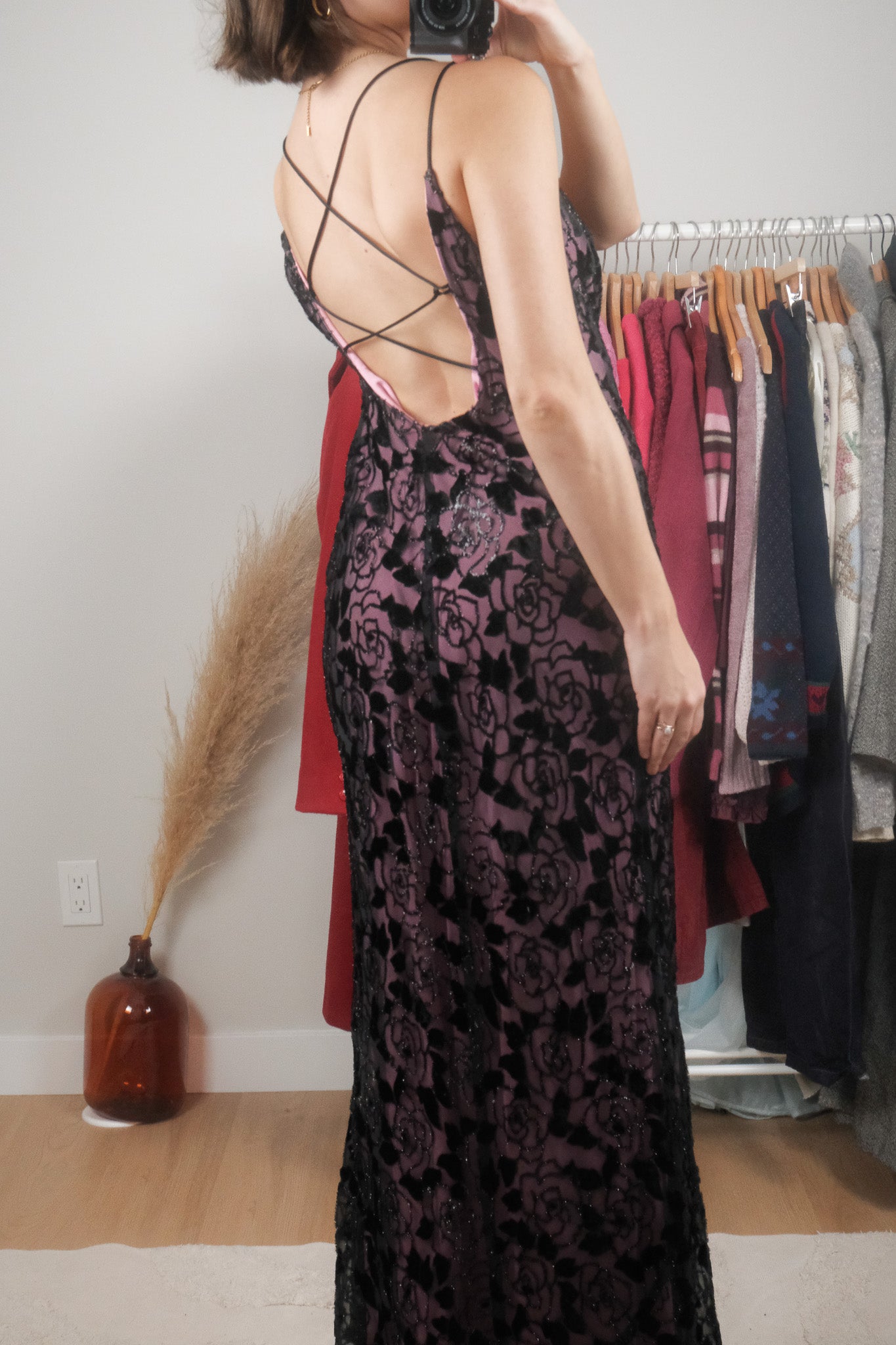 Made in Canada x Vintage x Rose Shimmer Maxi Dress (8/10)