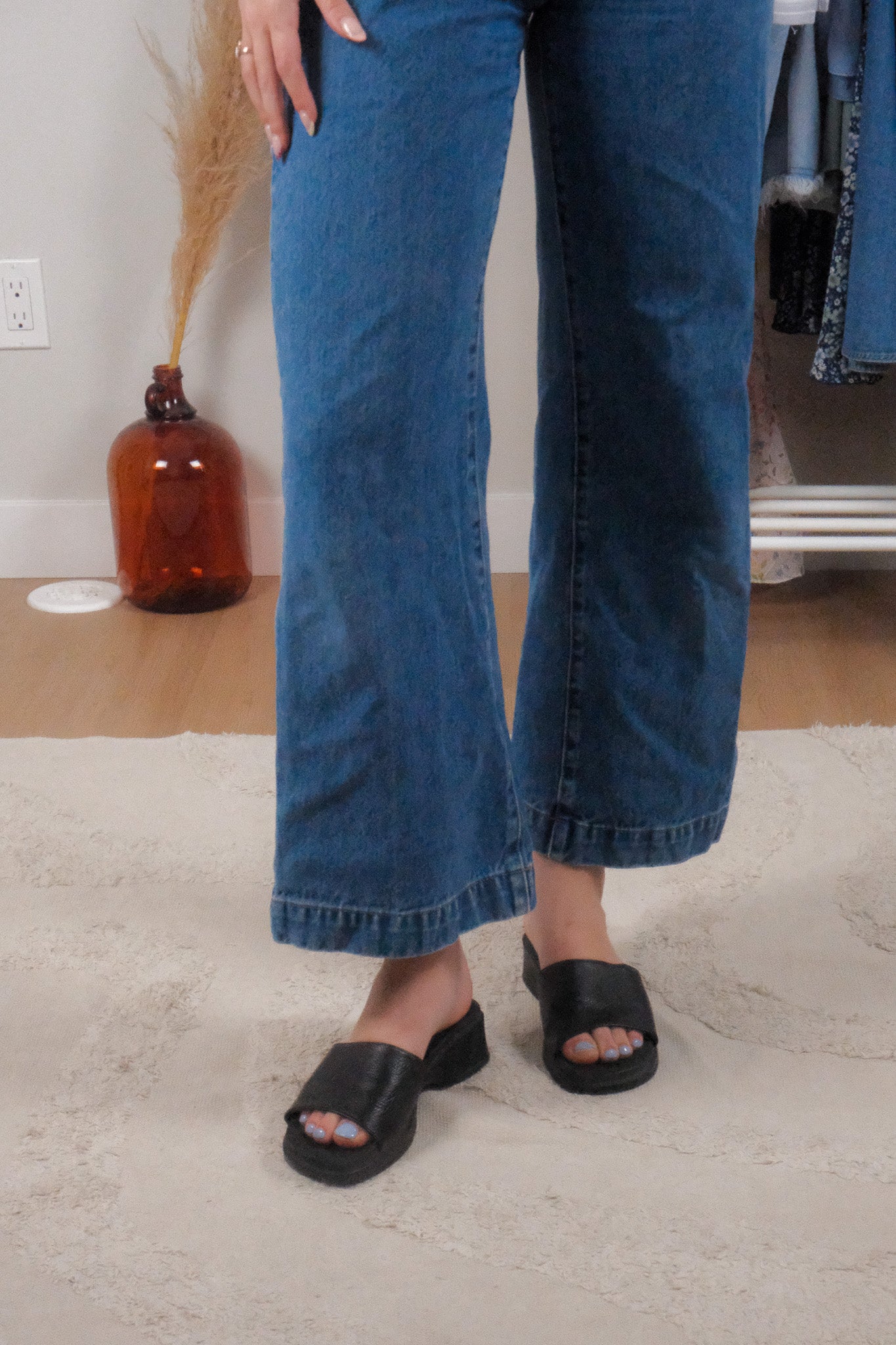 Vintage x Leather Slides (7)