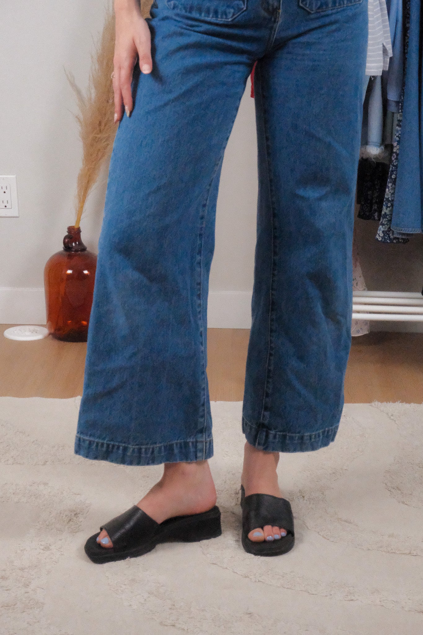 Vintage x Leather Slides (7)