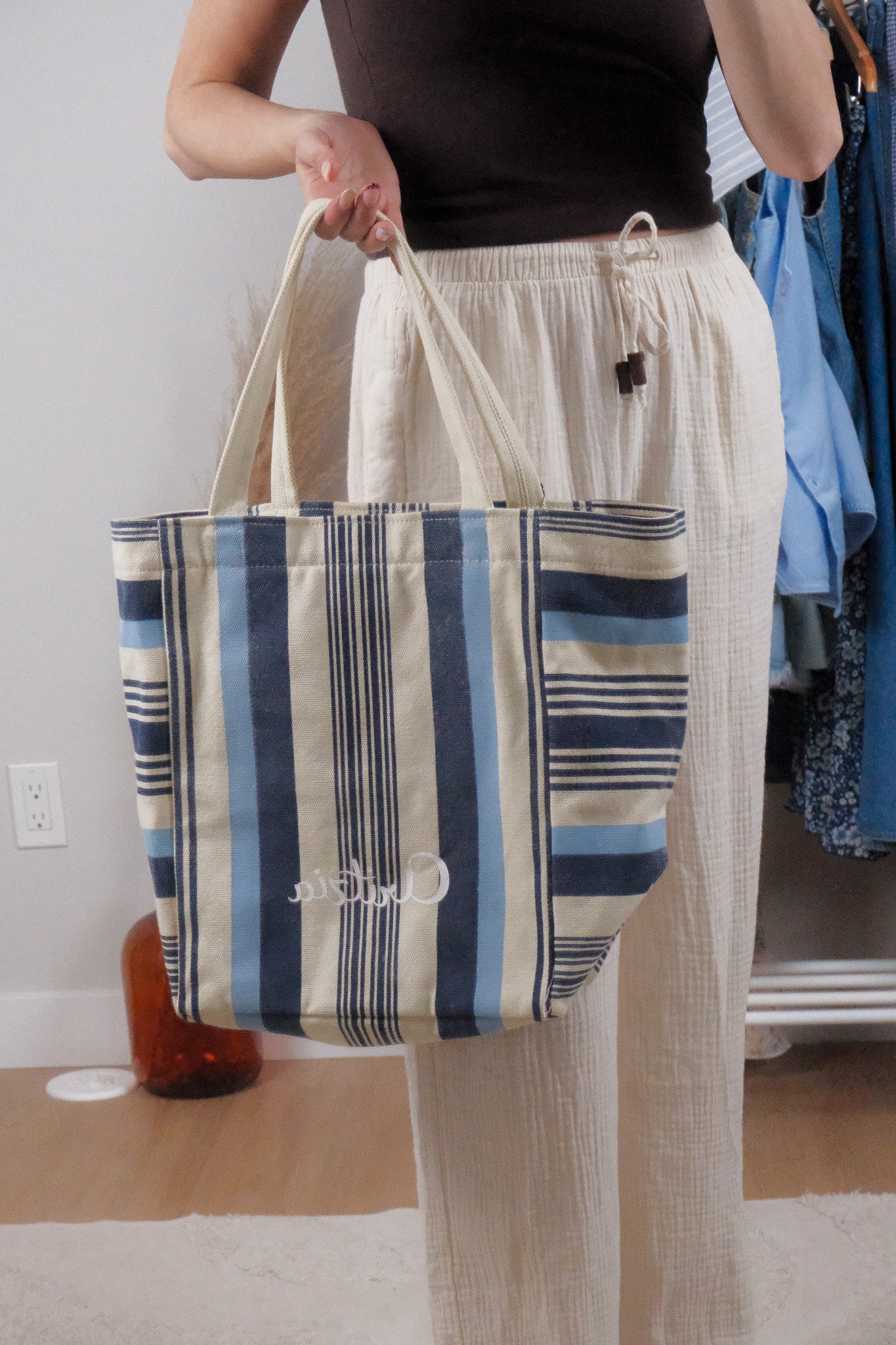 NWT x Aritzia x Tote