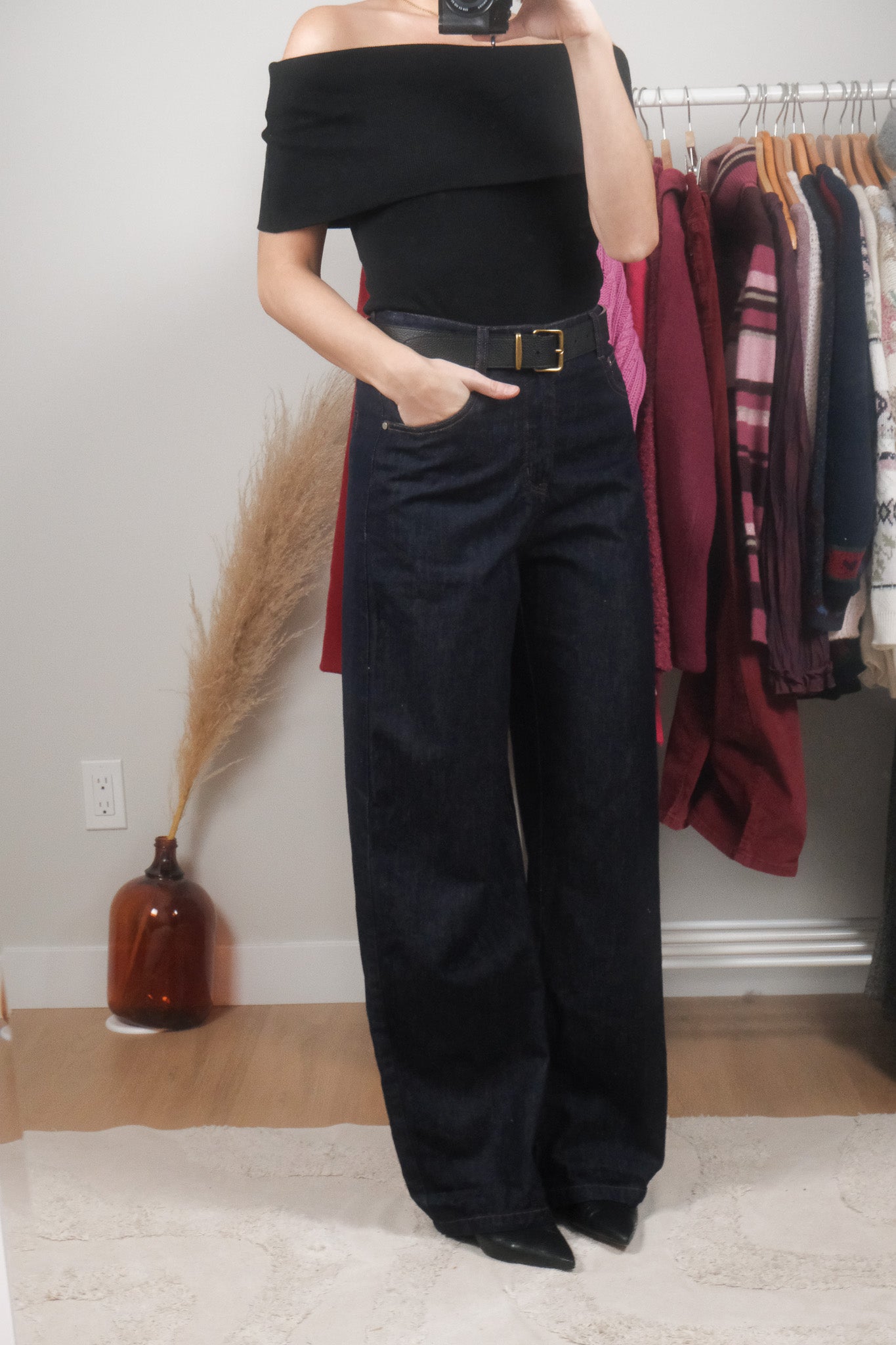 Modern x NWT Wide-Leg Jeans (4)