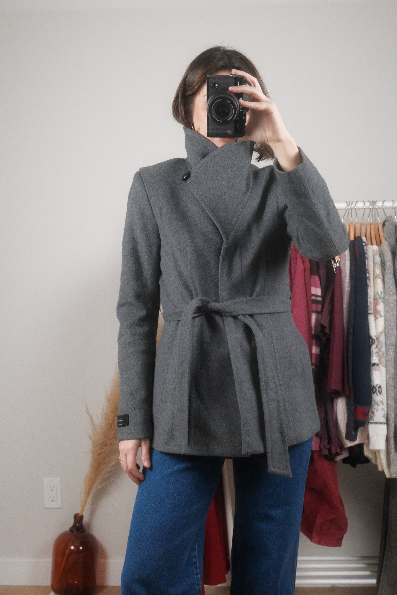 Aritzia x Wool Funnel Neck Cropped Jacket (XS)