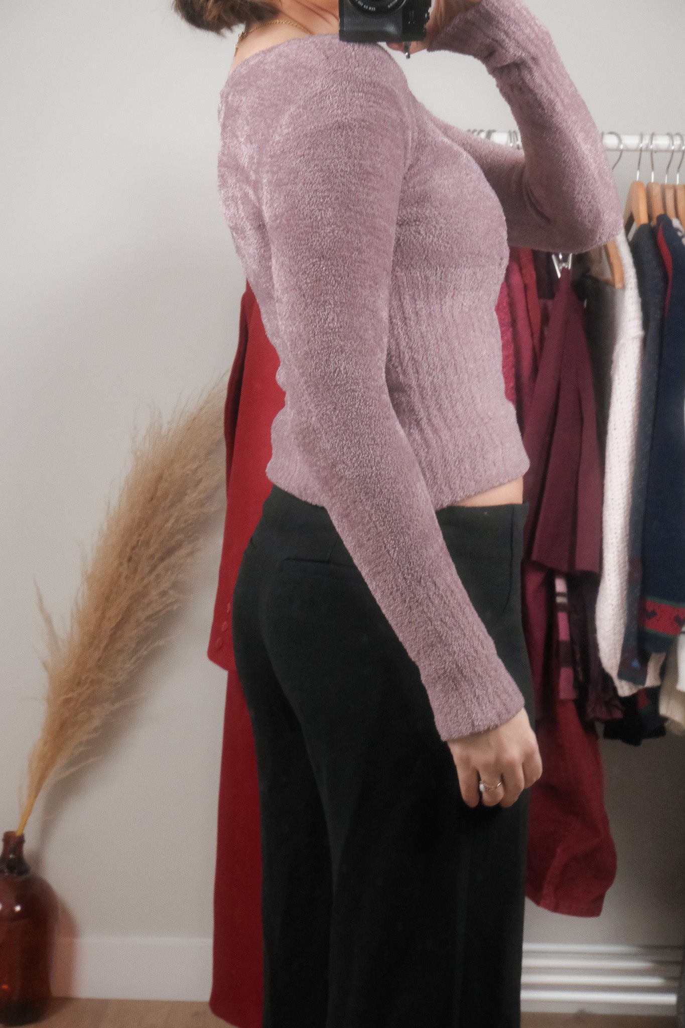 Vintage x Fuzzy Long-Sleeve (S/M)