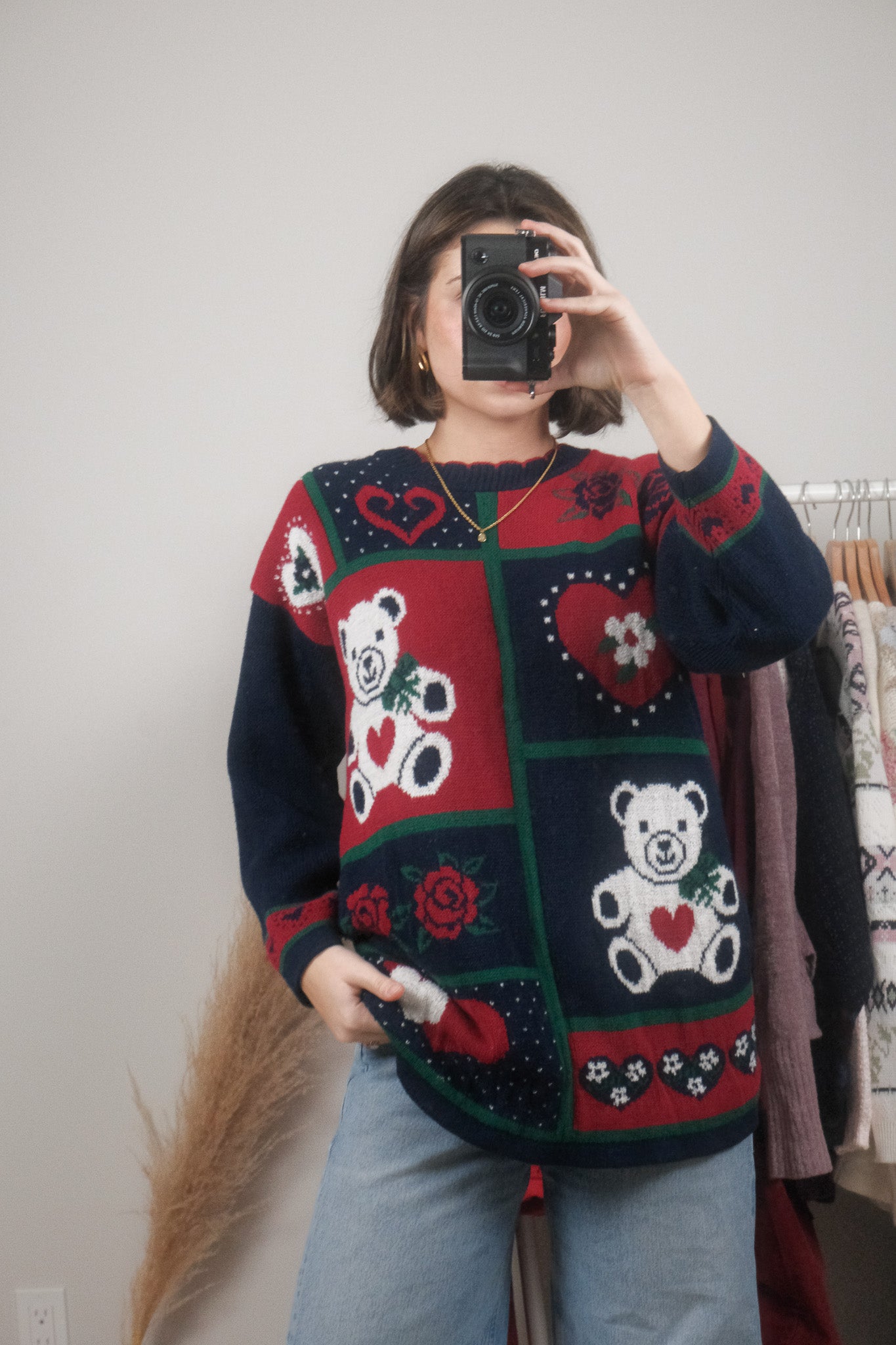 Vintage x Bear/Heart/Flower Patterned Sweater (S)