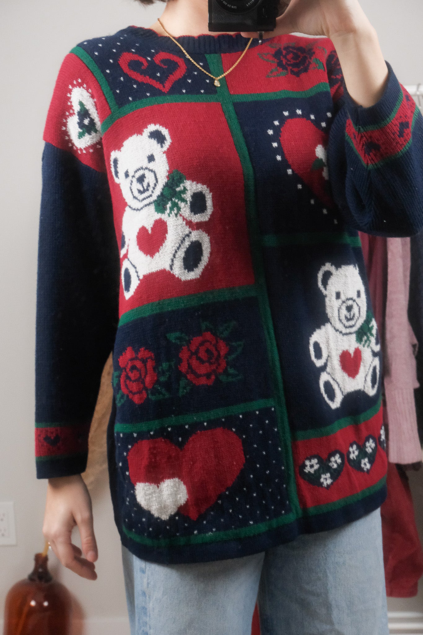 Vintage x Bear/Heart/Flower Patterned Sweater (S)