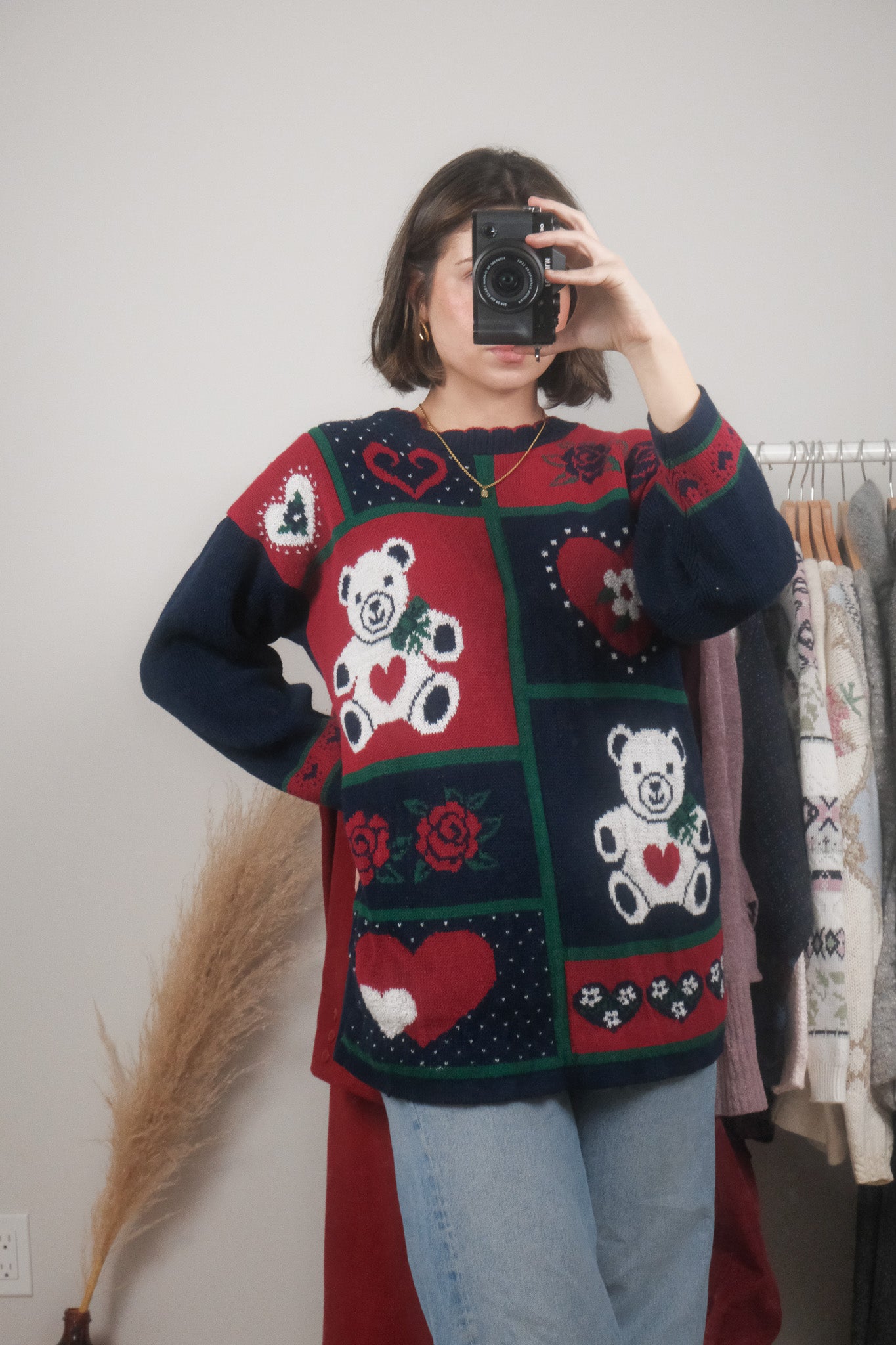 Vintage x Bear/Heart/Flower Patterned Sweater (S)