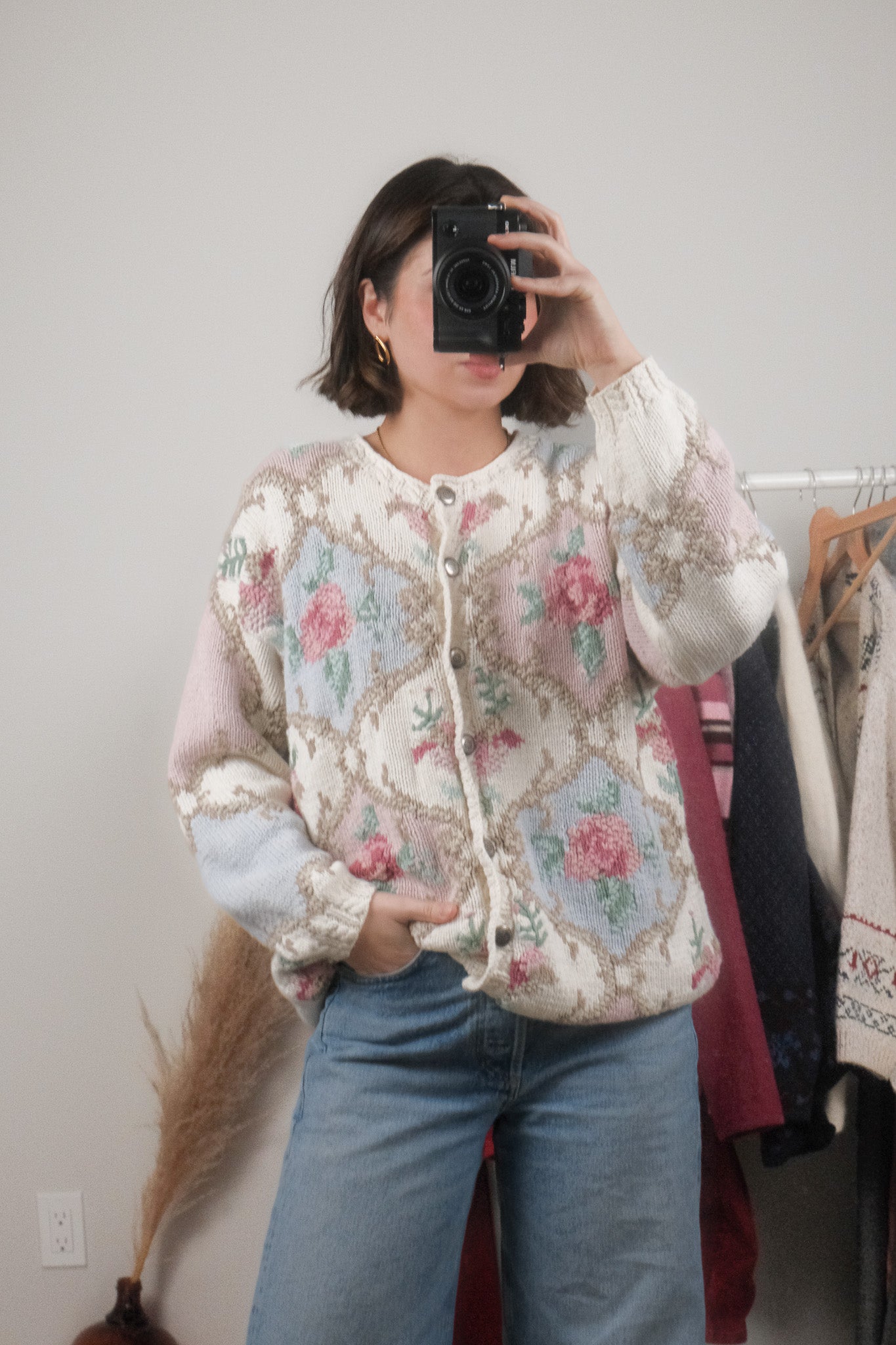 Vintage x Flower Embroidered Patterned Chunky Cardigan (L/XL)