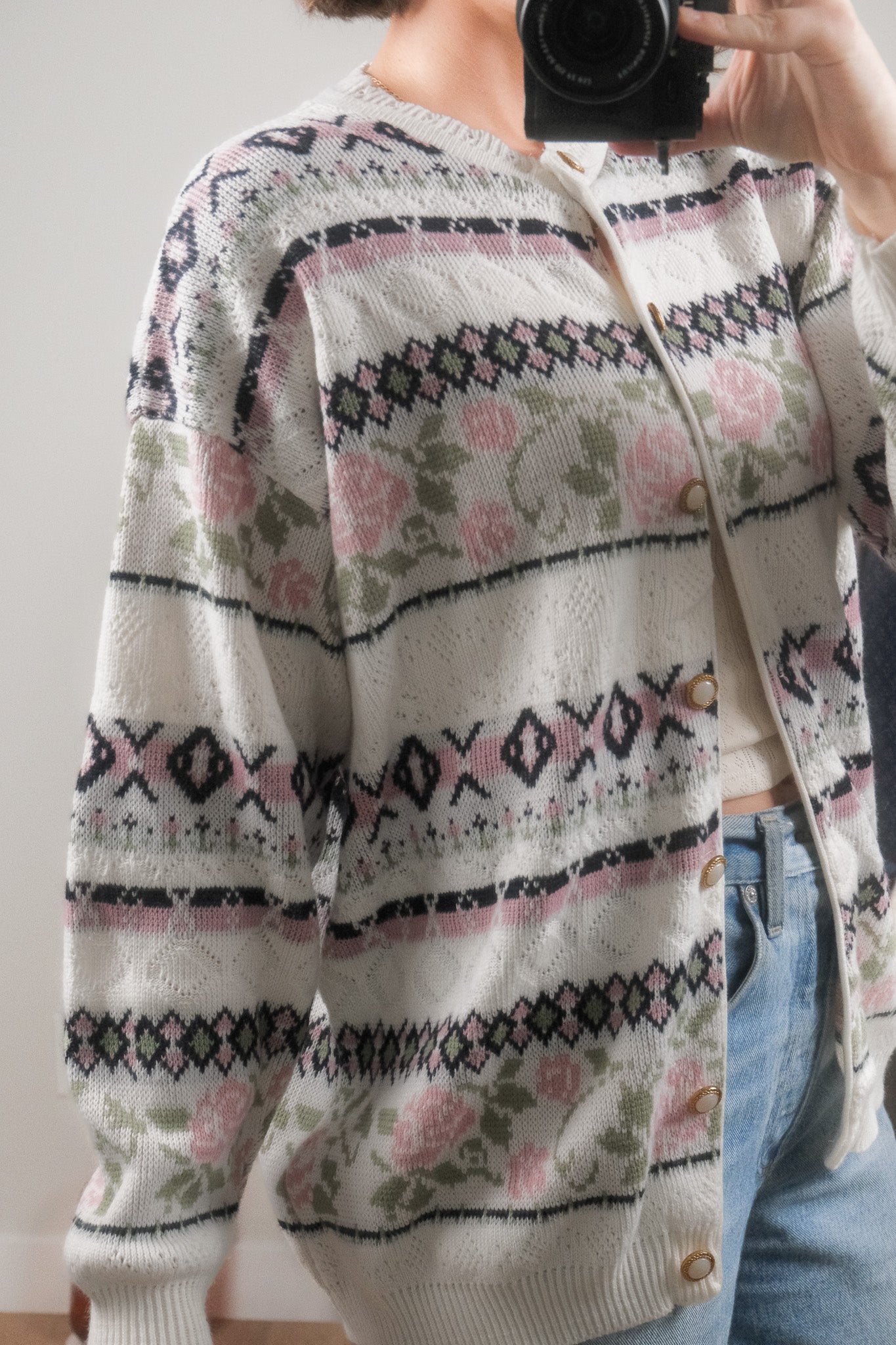 Made in Canada x Vintage x Flower Patterned Knit (L)