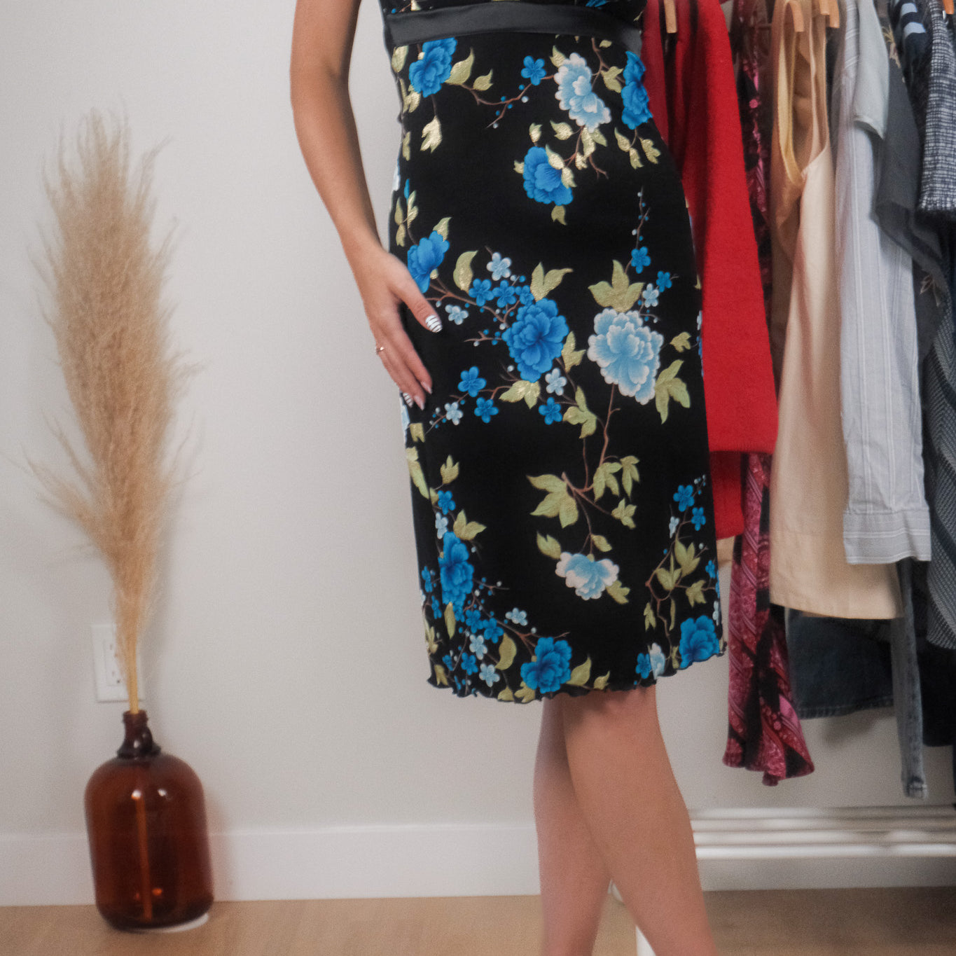 Made in USA x Vintage x Floral Midi Dress (S/M)