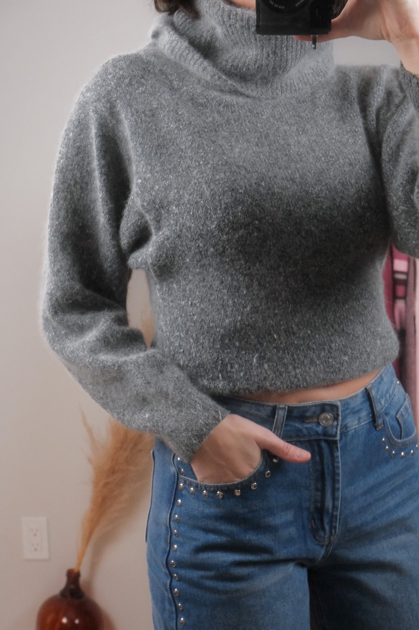 Vintage x Silk/Angora/Wool Blend Turtleneck (XS)