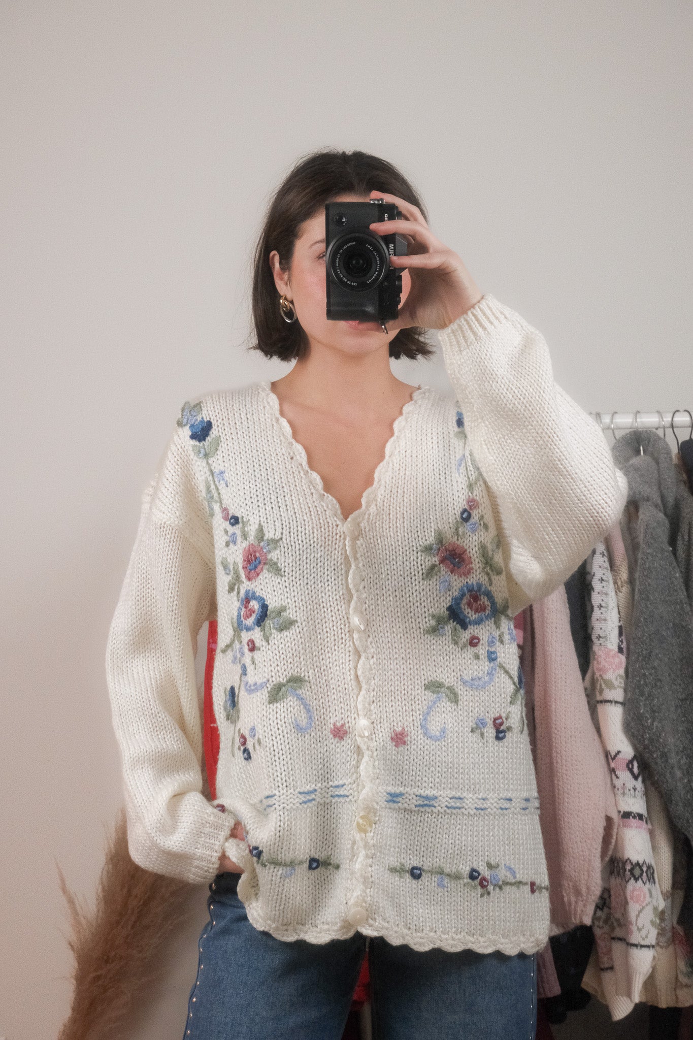 Made in Korea x Vintage x Flower Embroidered Knit (L)