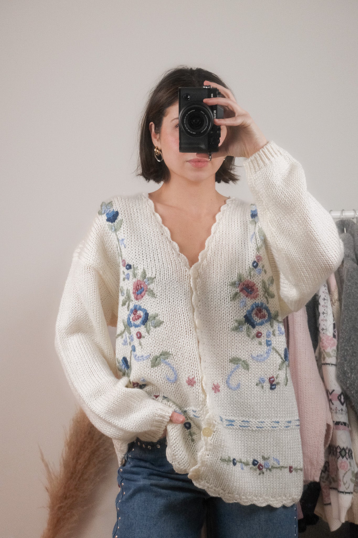 Made in Korea x Vintage x Flower Embroidered Knit (L)