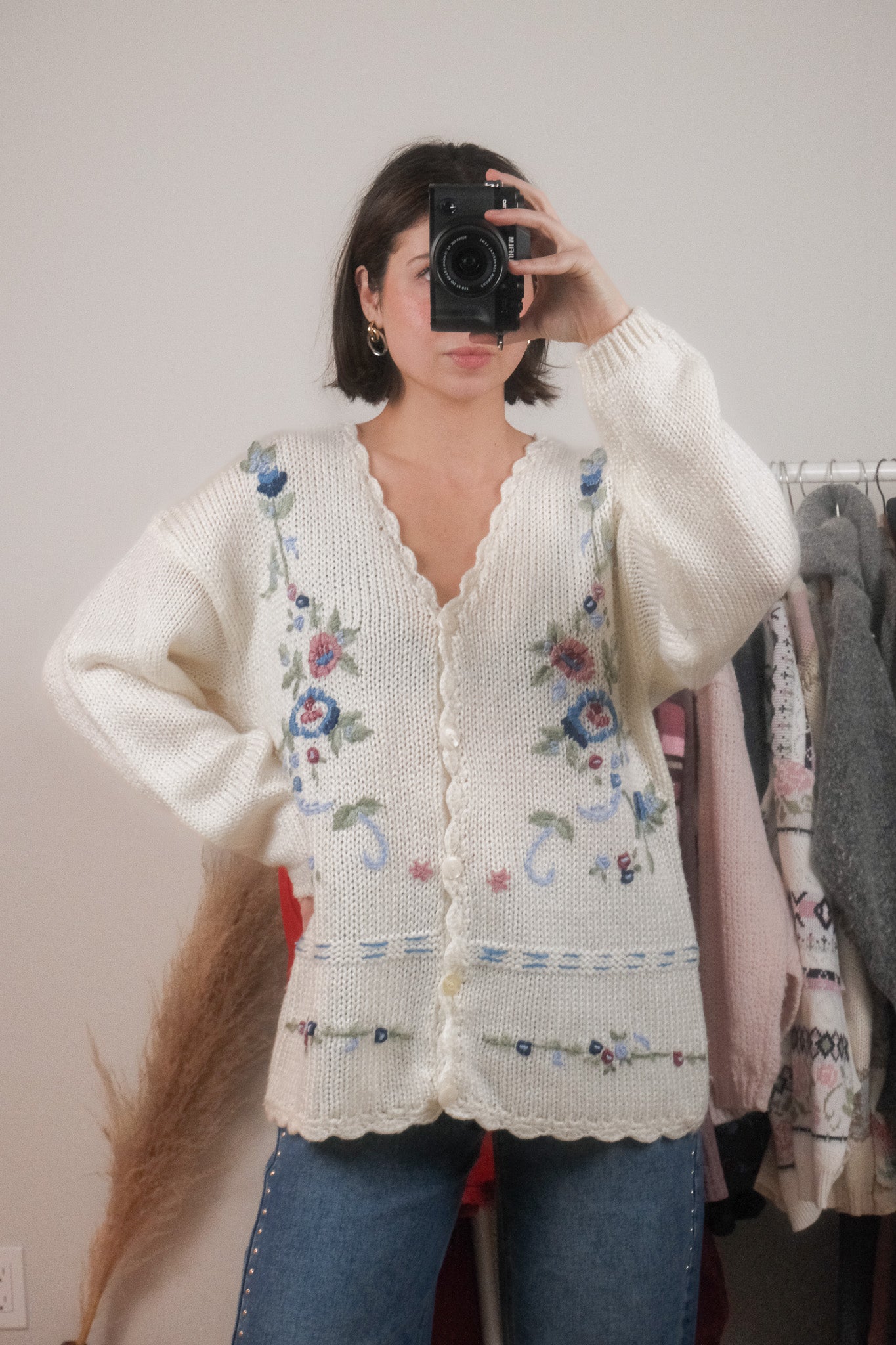Made in Korea x Vintage x Flower Embroidered Knit (L)