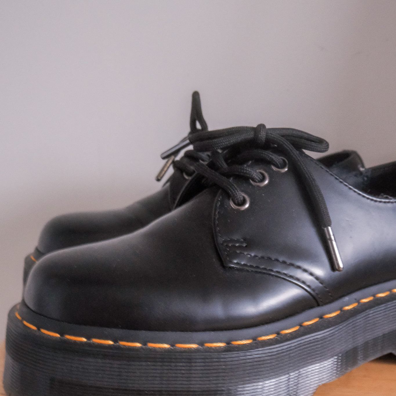 Doc Martens x Leather Platforms Oxfords (7.5)