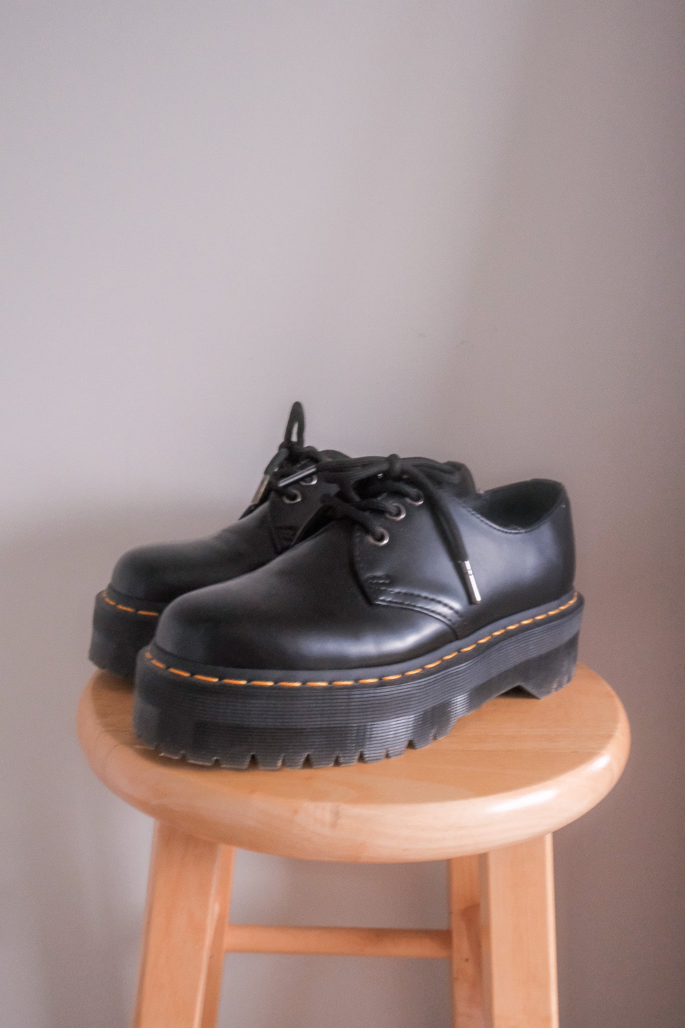 Doc Martens x Leather Platforms Oxfords (7.5)