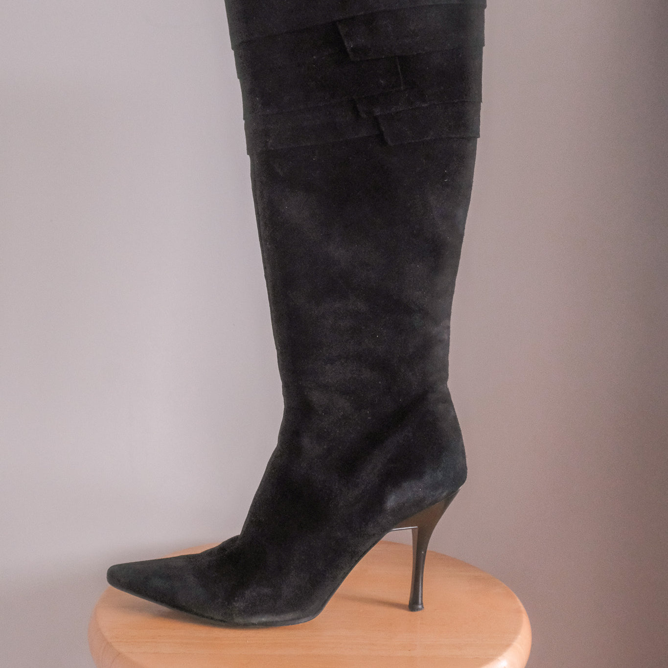 Vintage x Suede Boots (6/6.5)