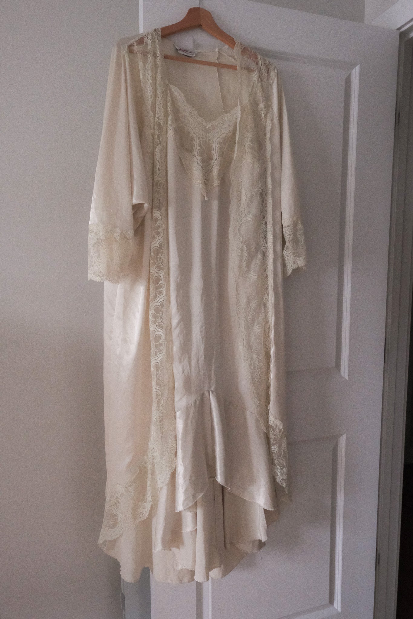 Made in Canada x Vintage x Robe + Slip Set (S)