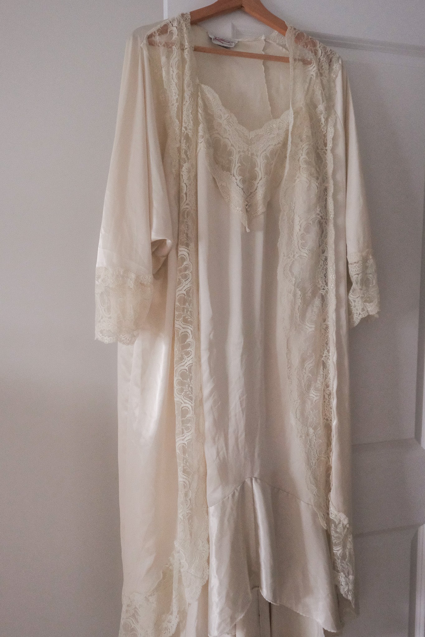 Made in Canada x Vintage x Robe + Slip Set (S)