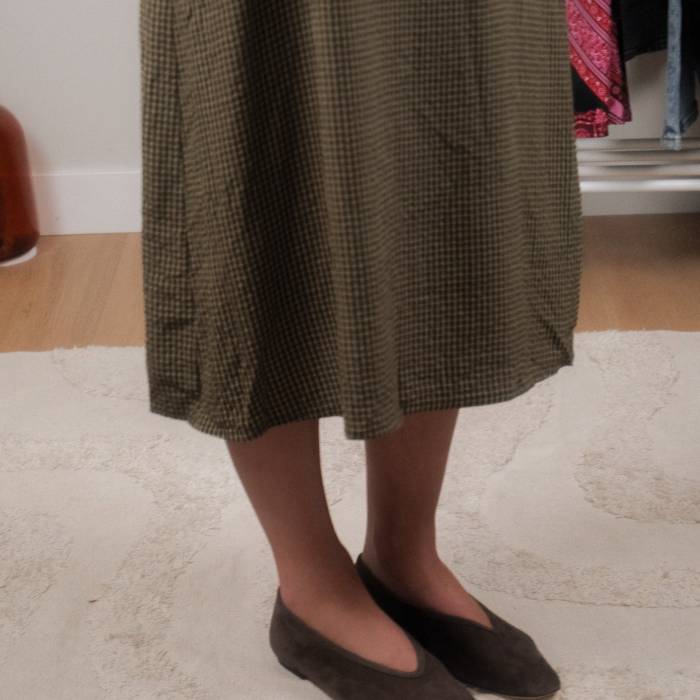 NWT x Tony Bianco x Suede Flats (8/8.5)