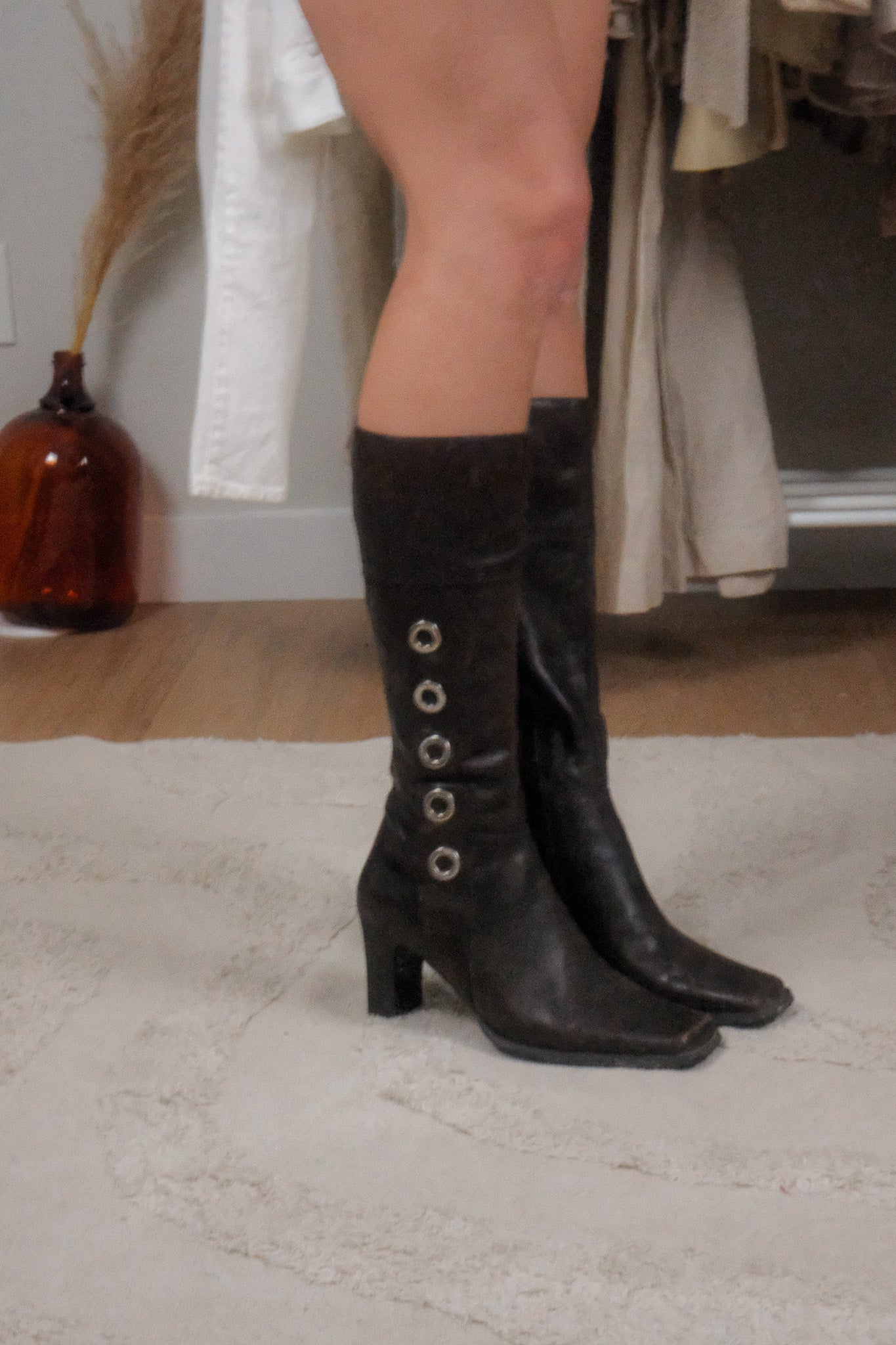 Vintage x Leather Boots (7.5)