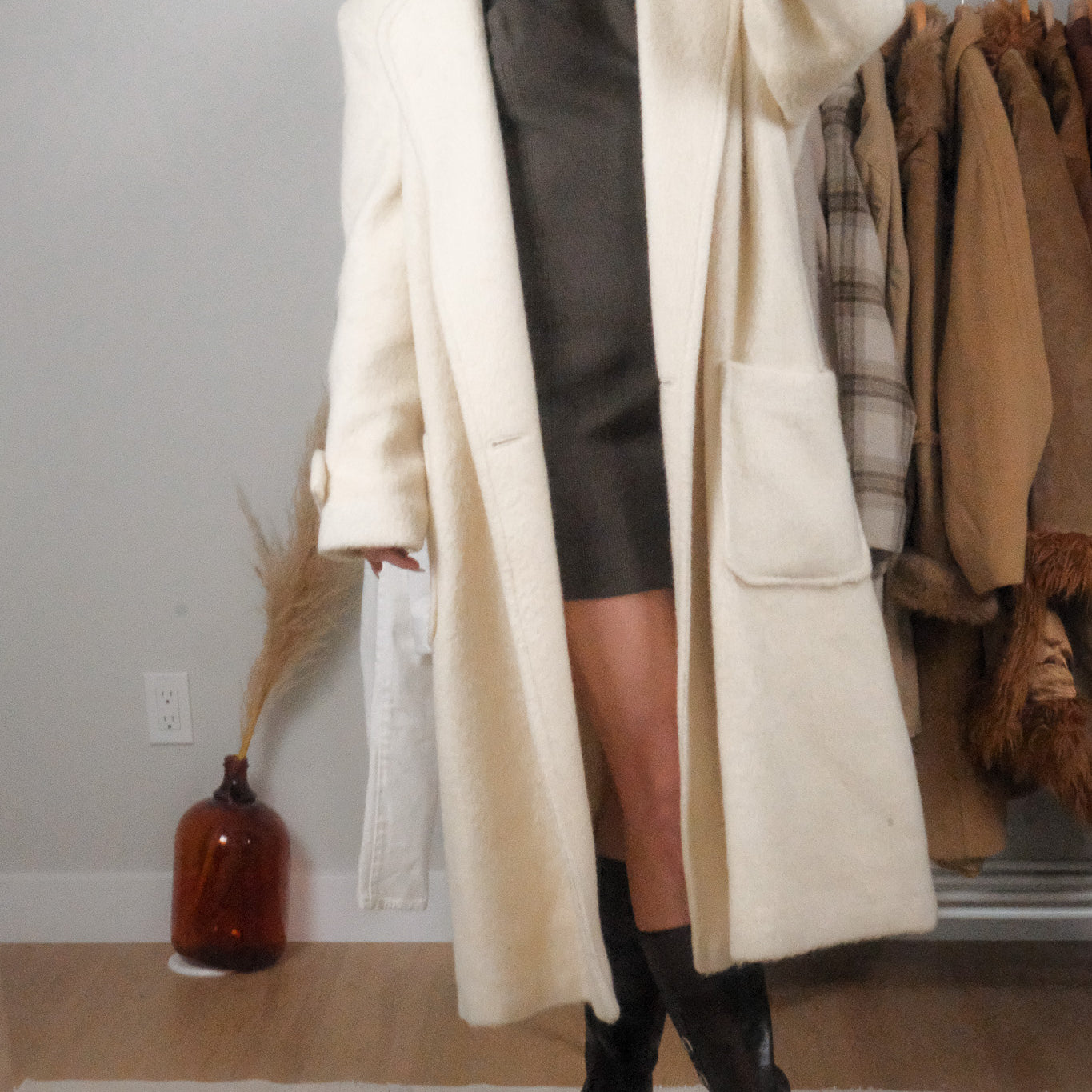 Made in Canada x Vintage x Fuzzy Wool Blend Structured Coat (M)