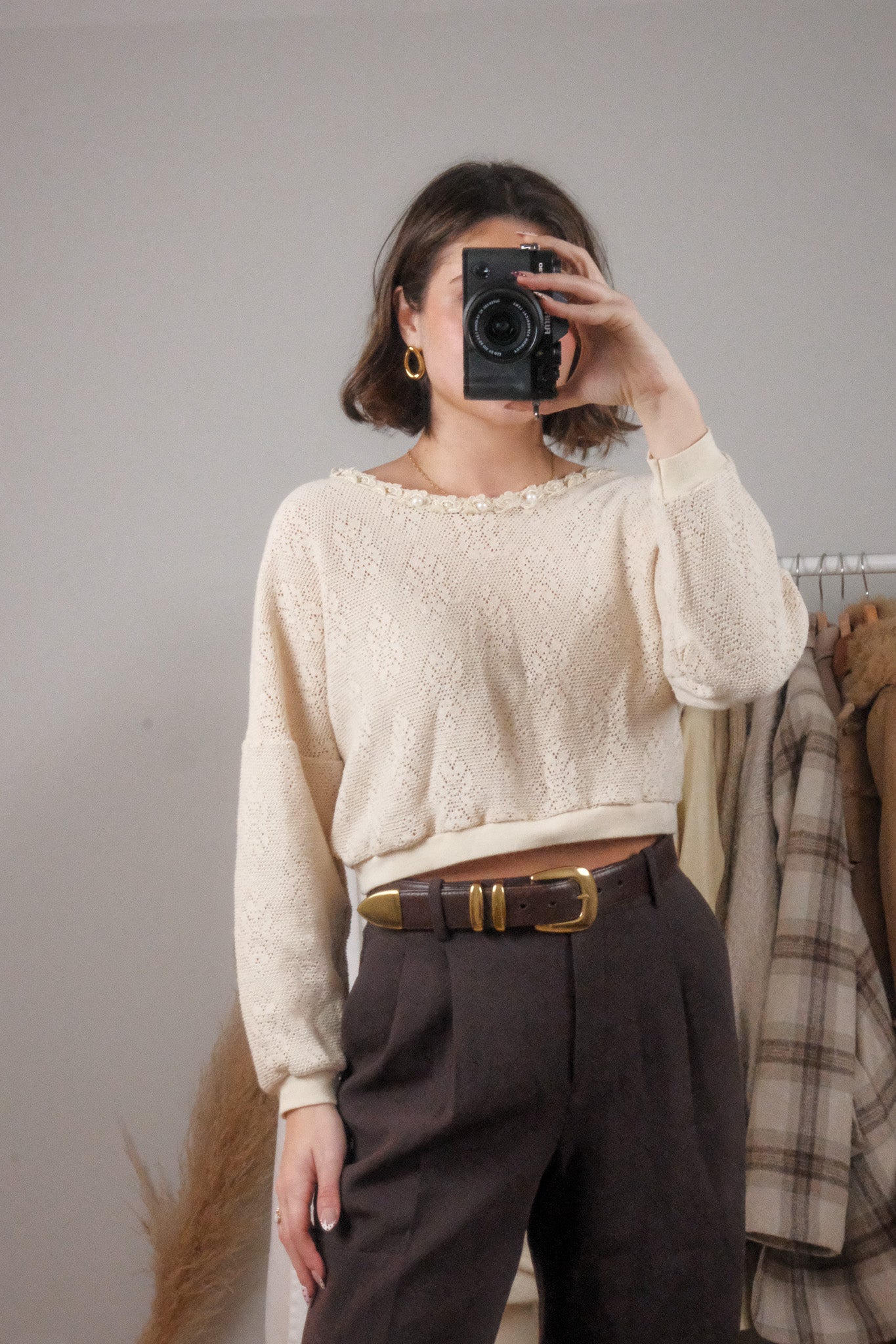 Made in Canada x Vintage x Textured/Lace/Pearl Crop Knit (M)