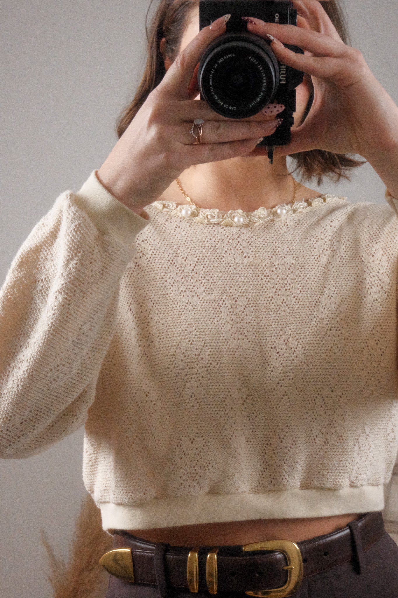 Made in Canada x Vintage x Textured/Lace/Pearl Crop Knit (M)
