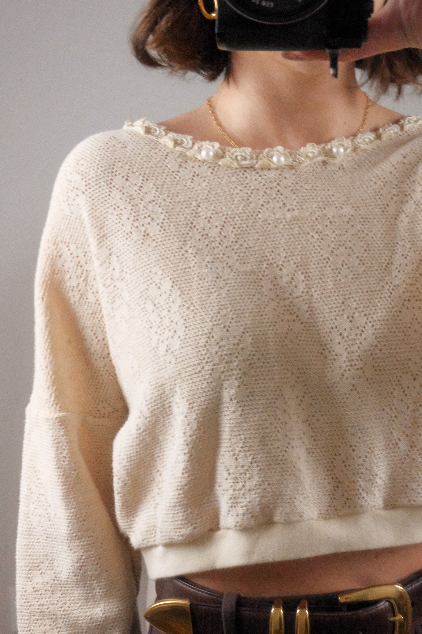 Made in Canada x Vintage x Textured/Lace/Pearl Crop Knit (M)