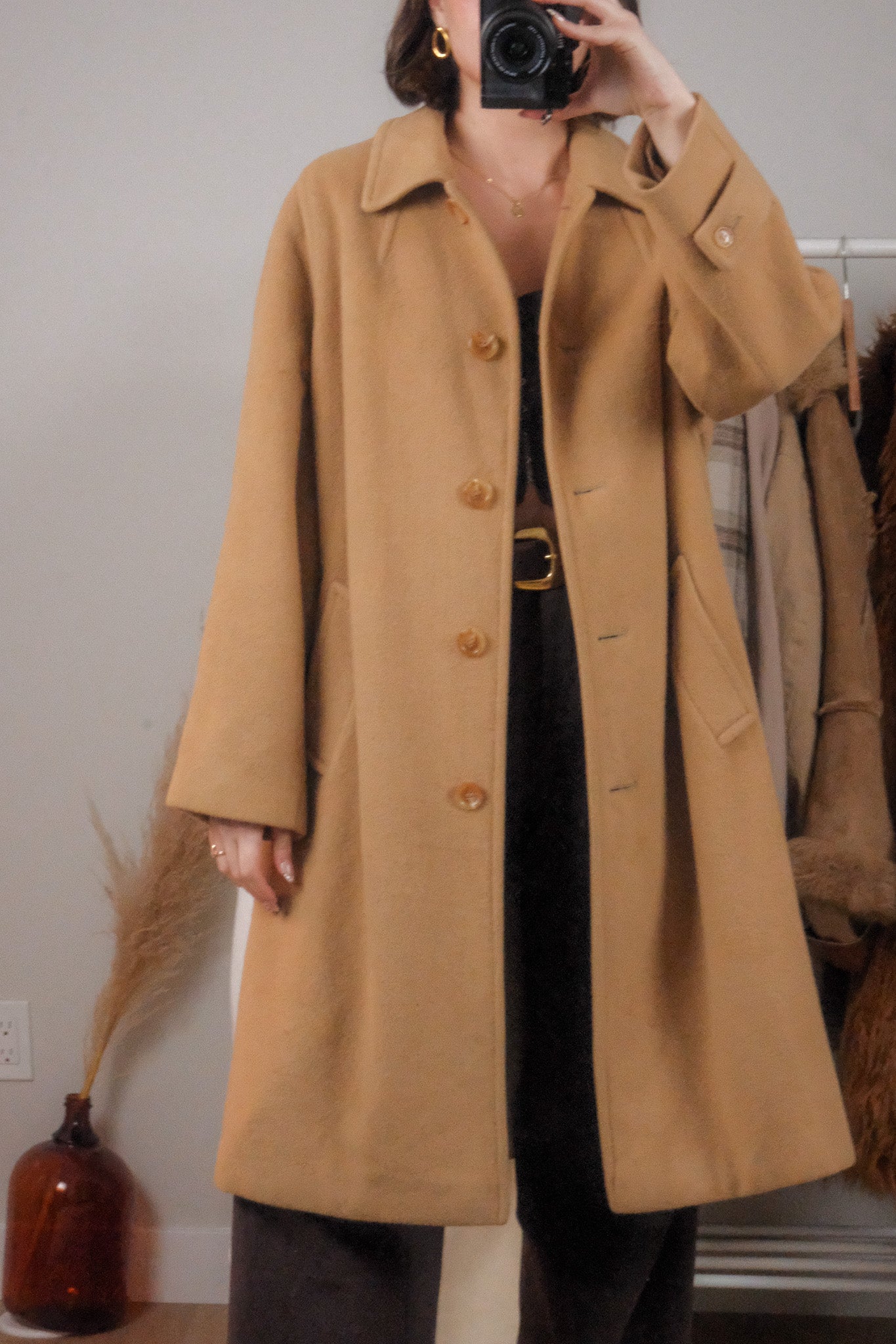Made in USA x Vintage x 100% Camel Hair Coat (12)