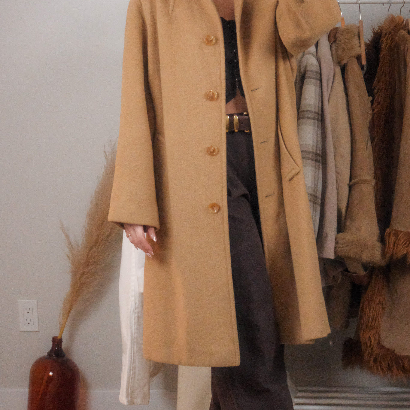 Made in USA x Vintage x 100% Camel Hair Coat (12)