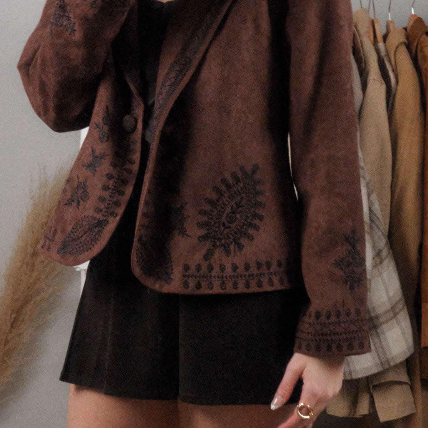 Vintage x Faux Suede Embroidered Jacket (M)